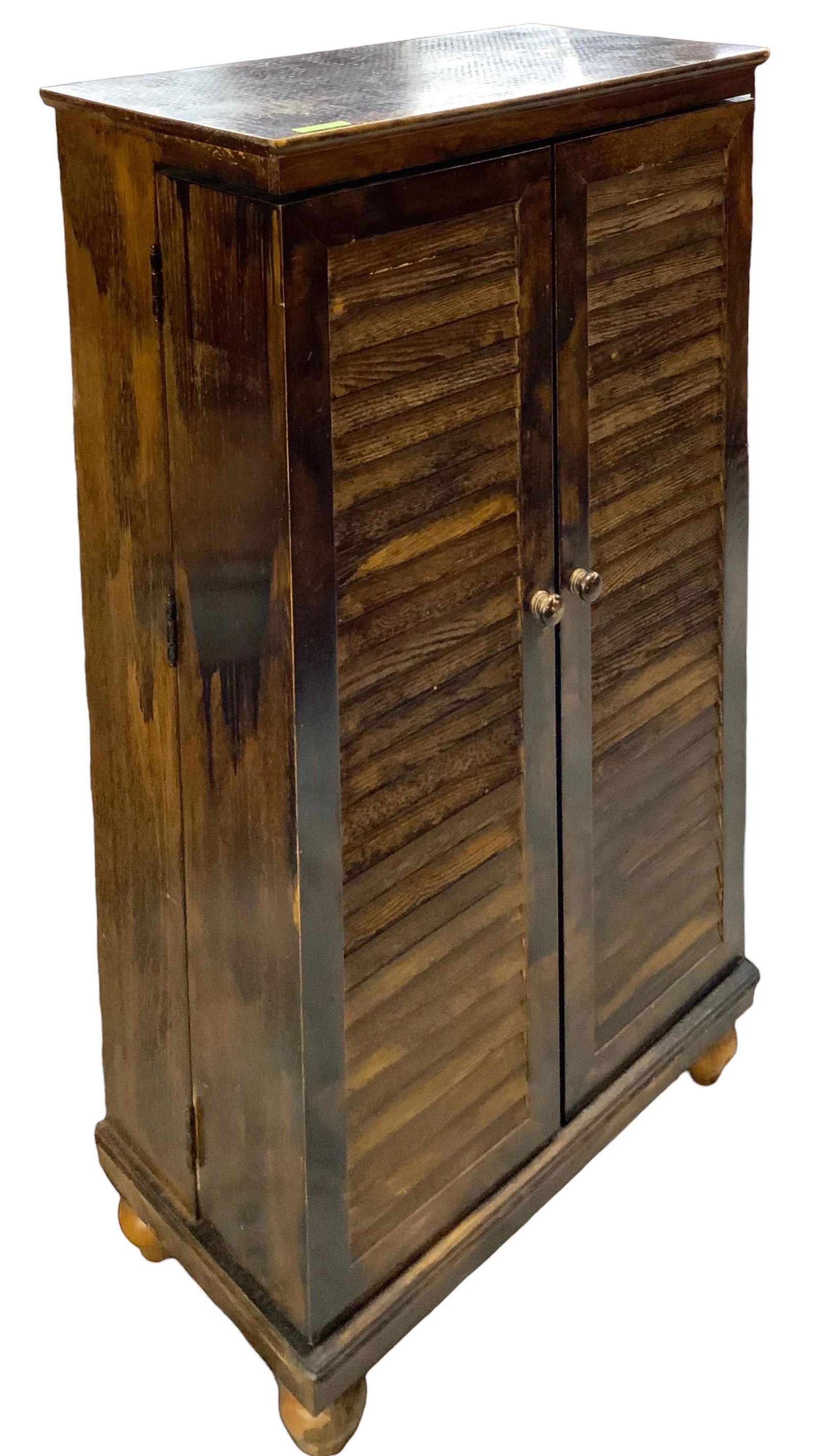 Small Cabinet with Shutter Doors. (1 of 1)