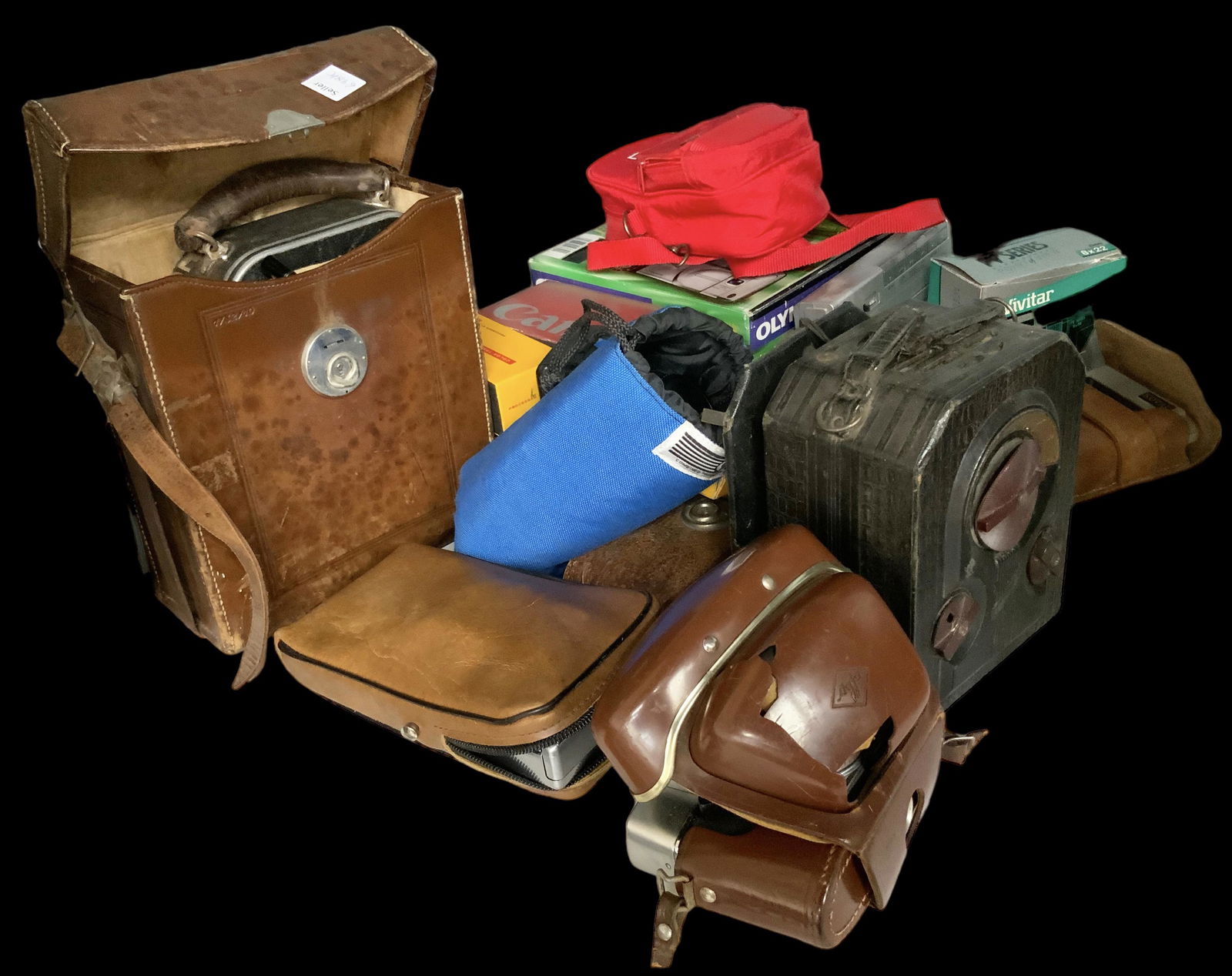 Lot: Assorted Vintage Cameras, Vacation Slides. (1 of 2)