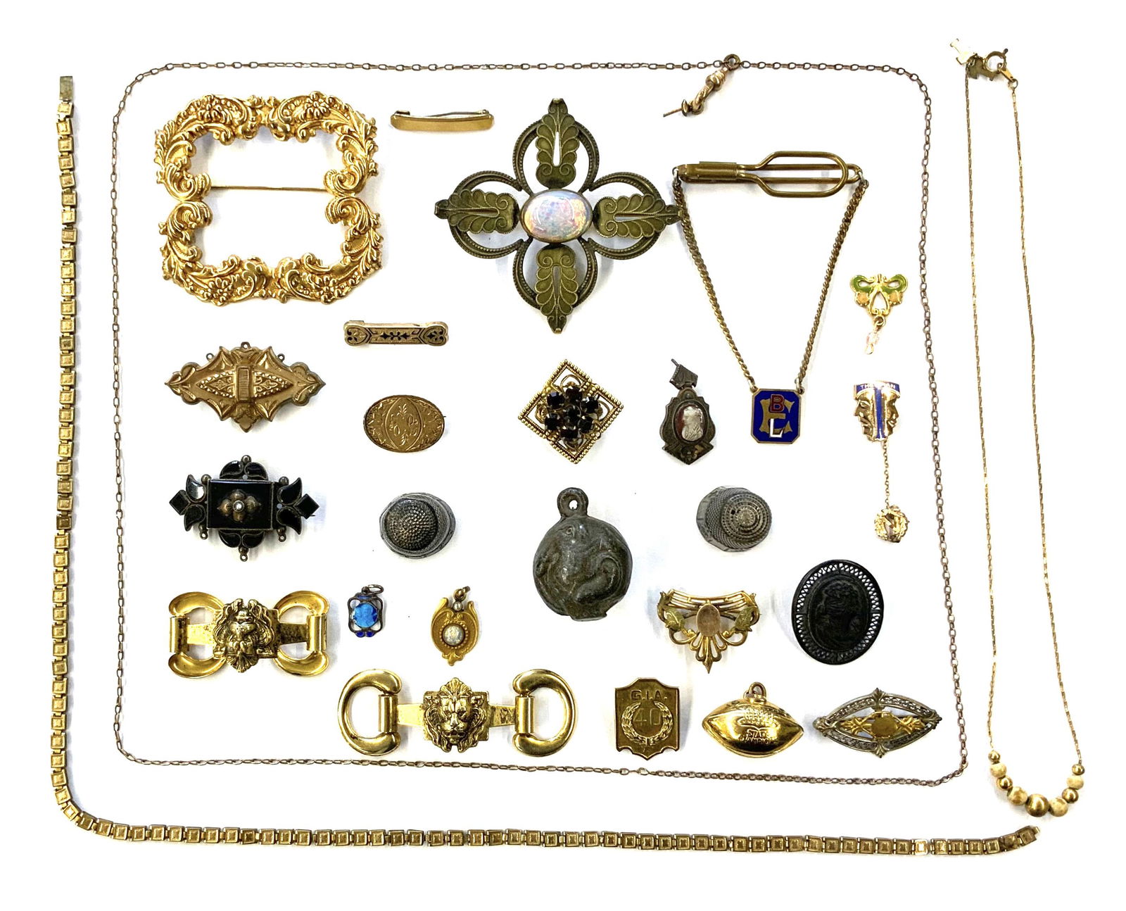 Lot of Assorted Vintage & Victorian Jewelry. (1 of 3)
