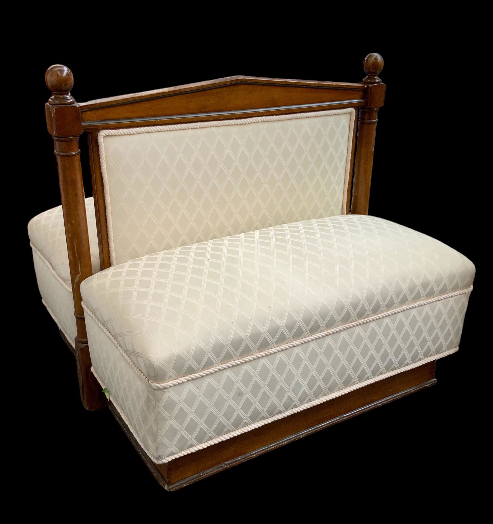 Back to Back / Partner's Bench, Upholstered. (1 of 1)
