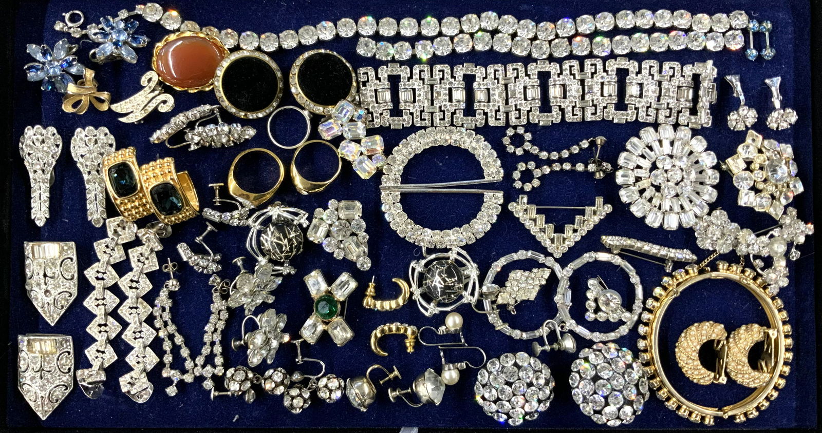 Lot of Mostly Rhinestone Costume Jewelry. (1 of 3)