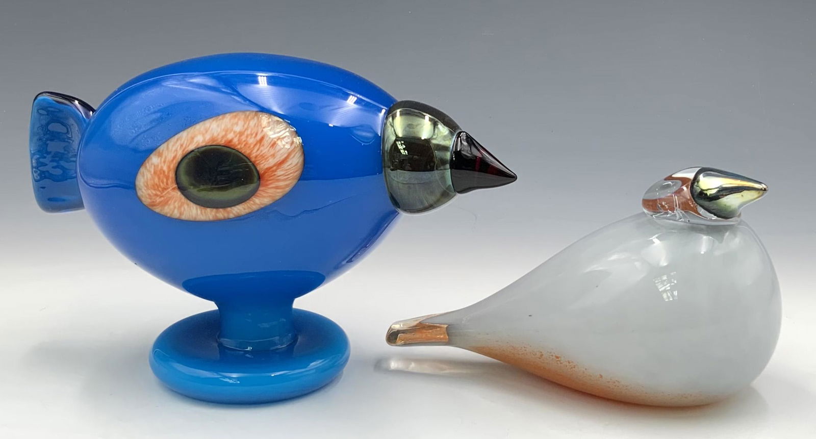 Lot of 2 Iittala Glass Birds by Oiva Toikka. (1 of 3)