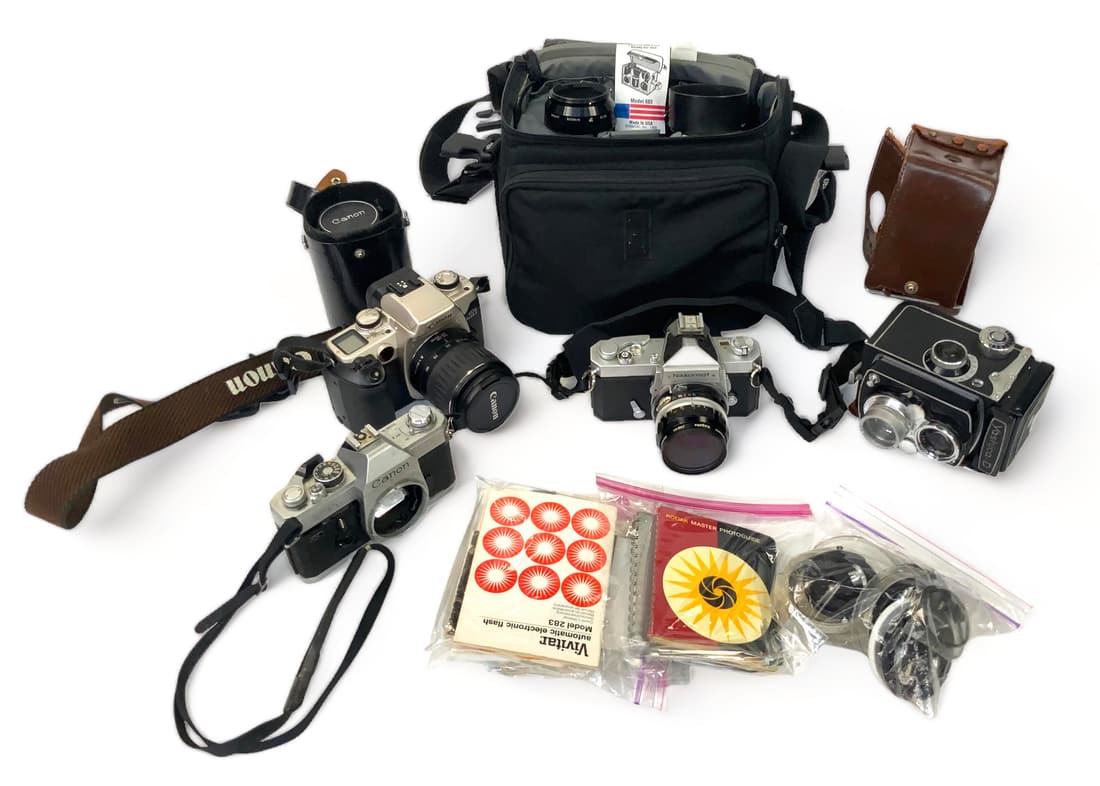 Lot Of Vintage Cameras & Equipment. Auction