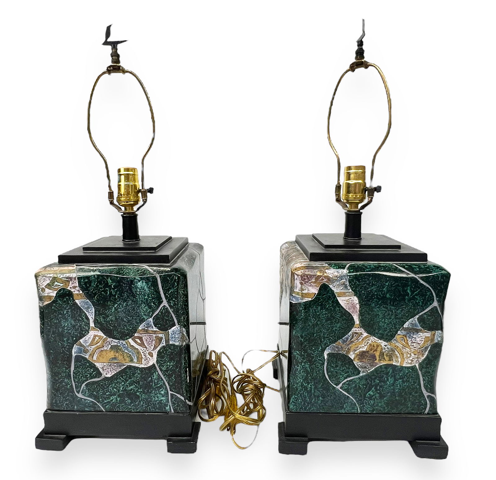 Pair of Leeazanne Composite Table Lamps. (1 of 3)