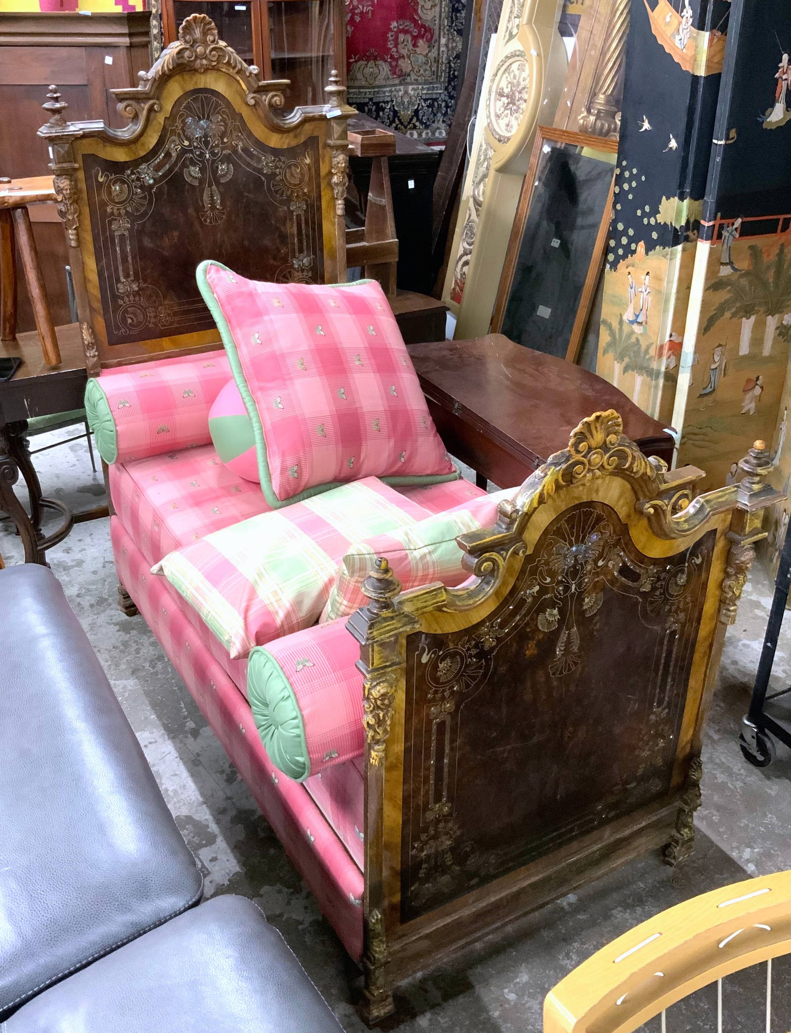 Baroque Daybeds for Sale at Auction