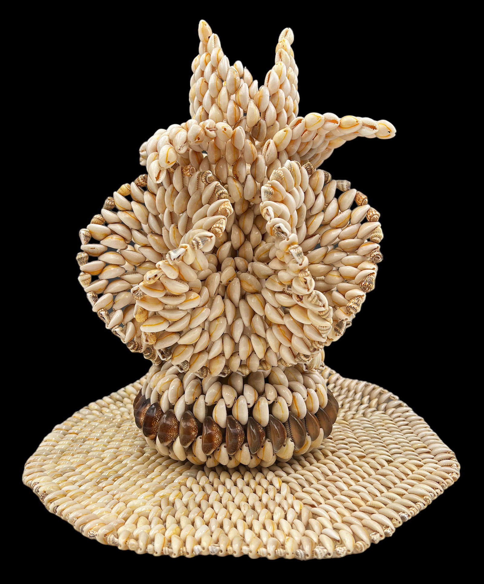 Lot: 2 Pcs. of Cowrie Shell Art- Centerpiece & Mat (1 of 4)