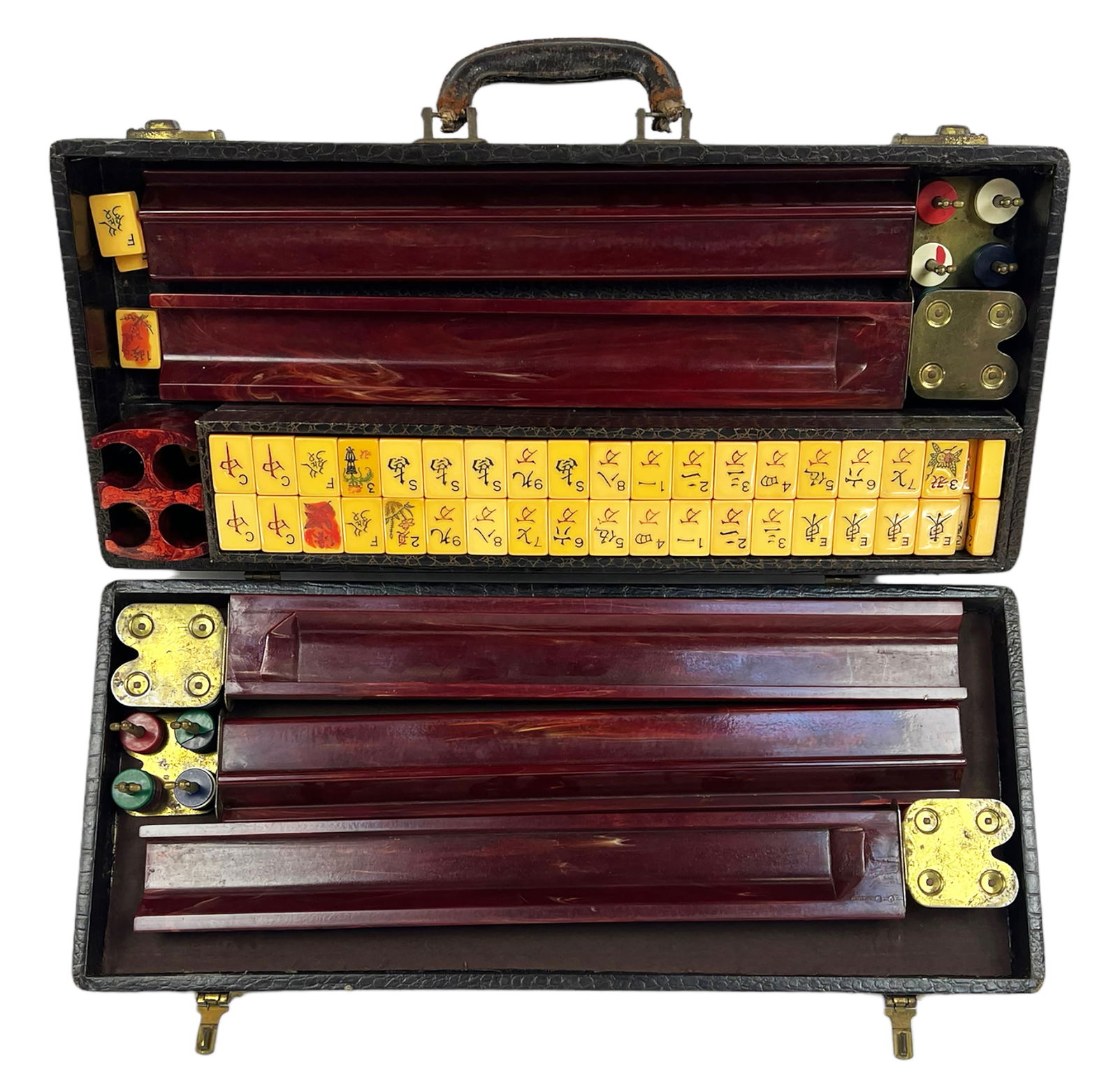 Mah Jong Bakelite Set w/ Travel Case- 153 Tiles. (1 of 4)