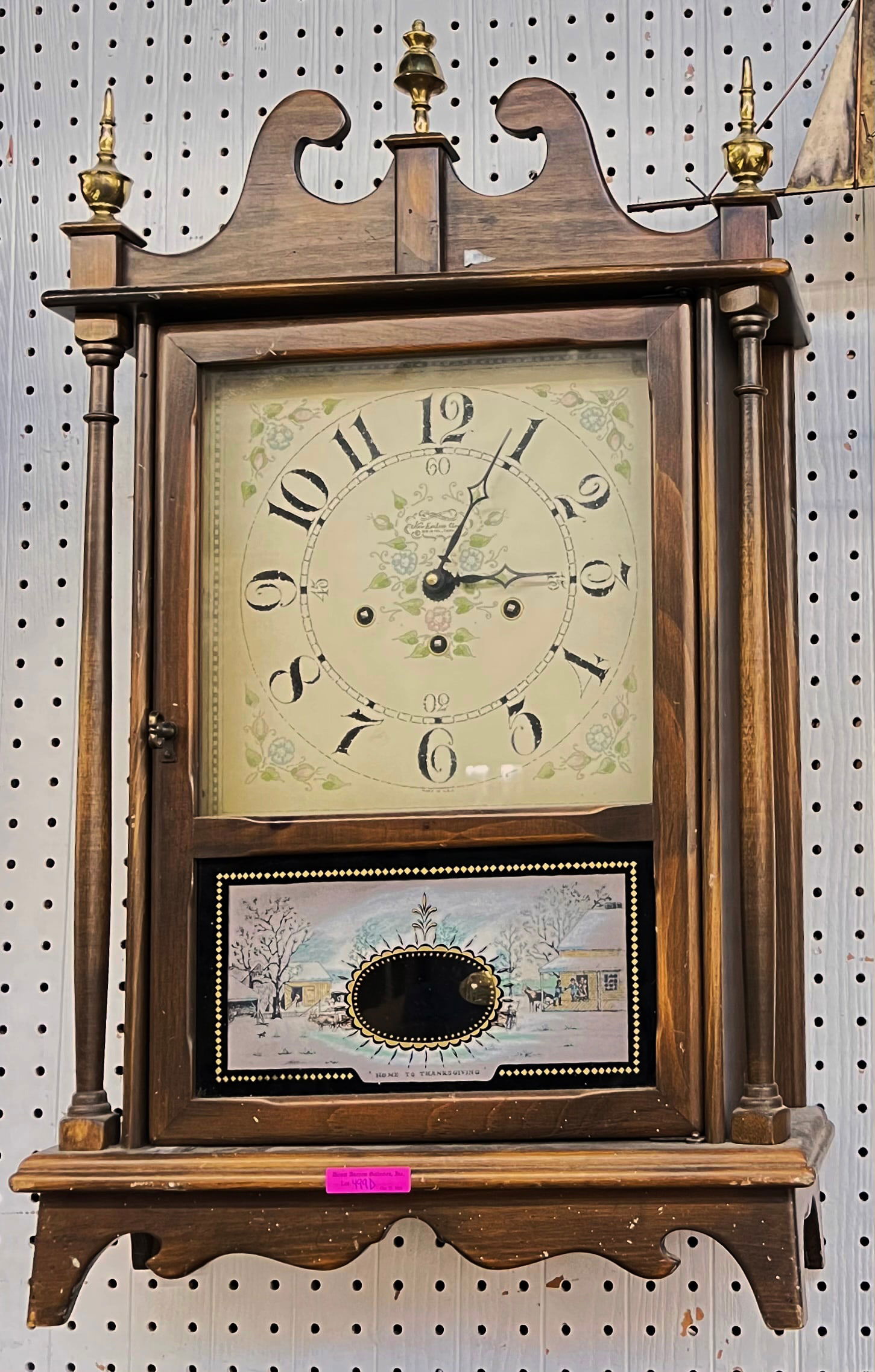 Early American Style New England Clock. (1 of 1)