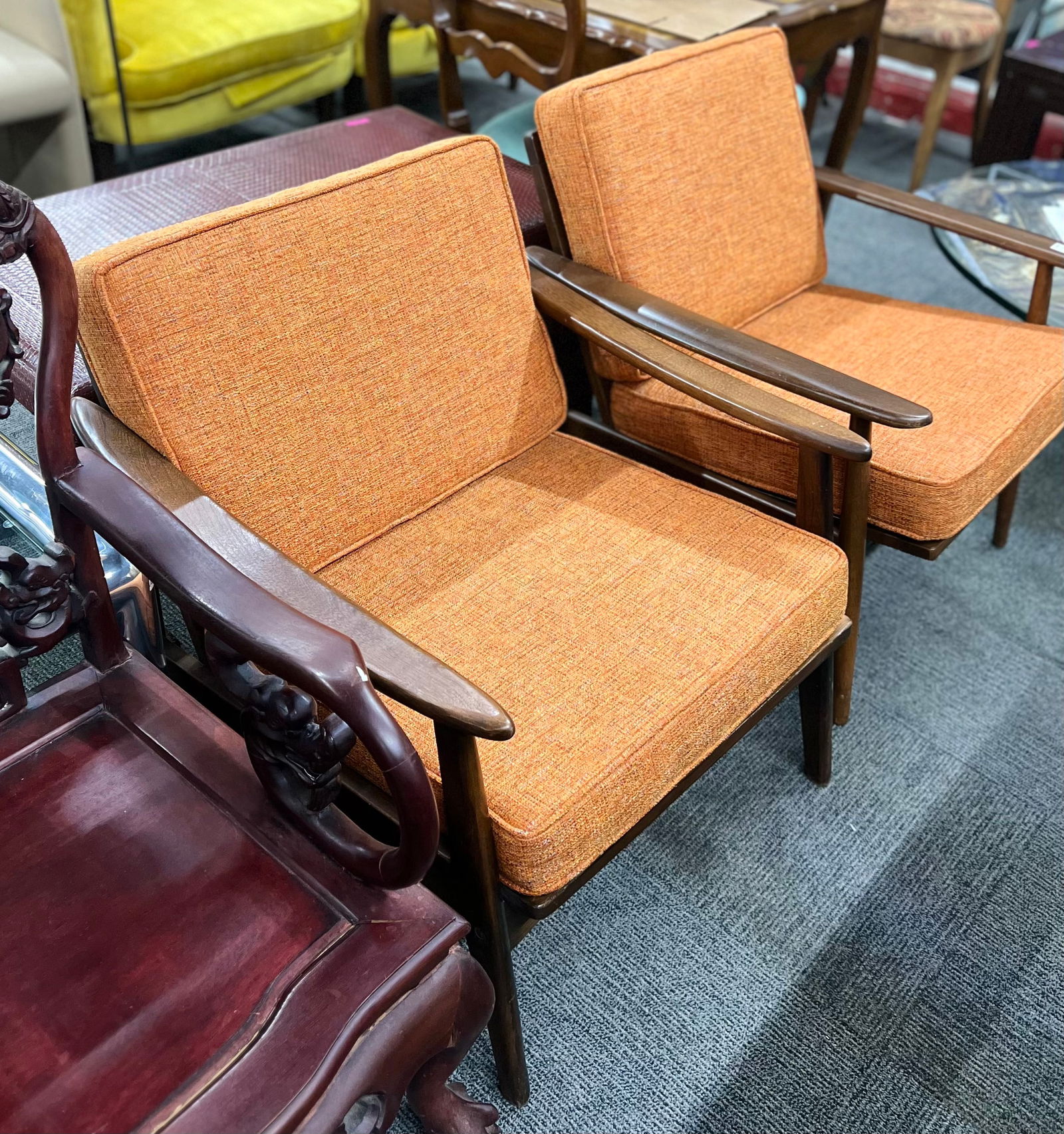 Pair of Mid-Century Modern Lounge Chairs. (1 of 1)
