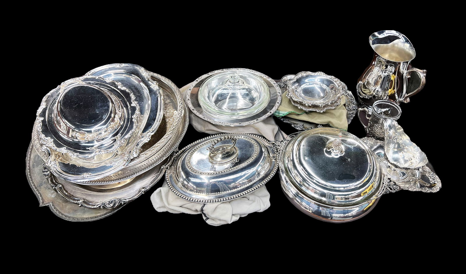 Large Lot of Assorted Silverplate Items. (1 of 9)