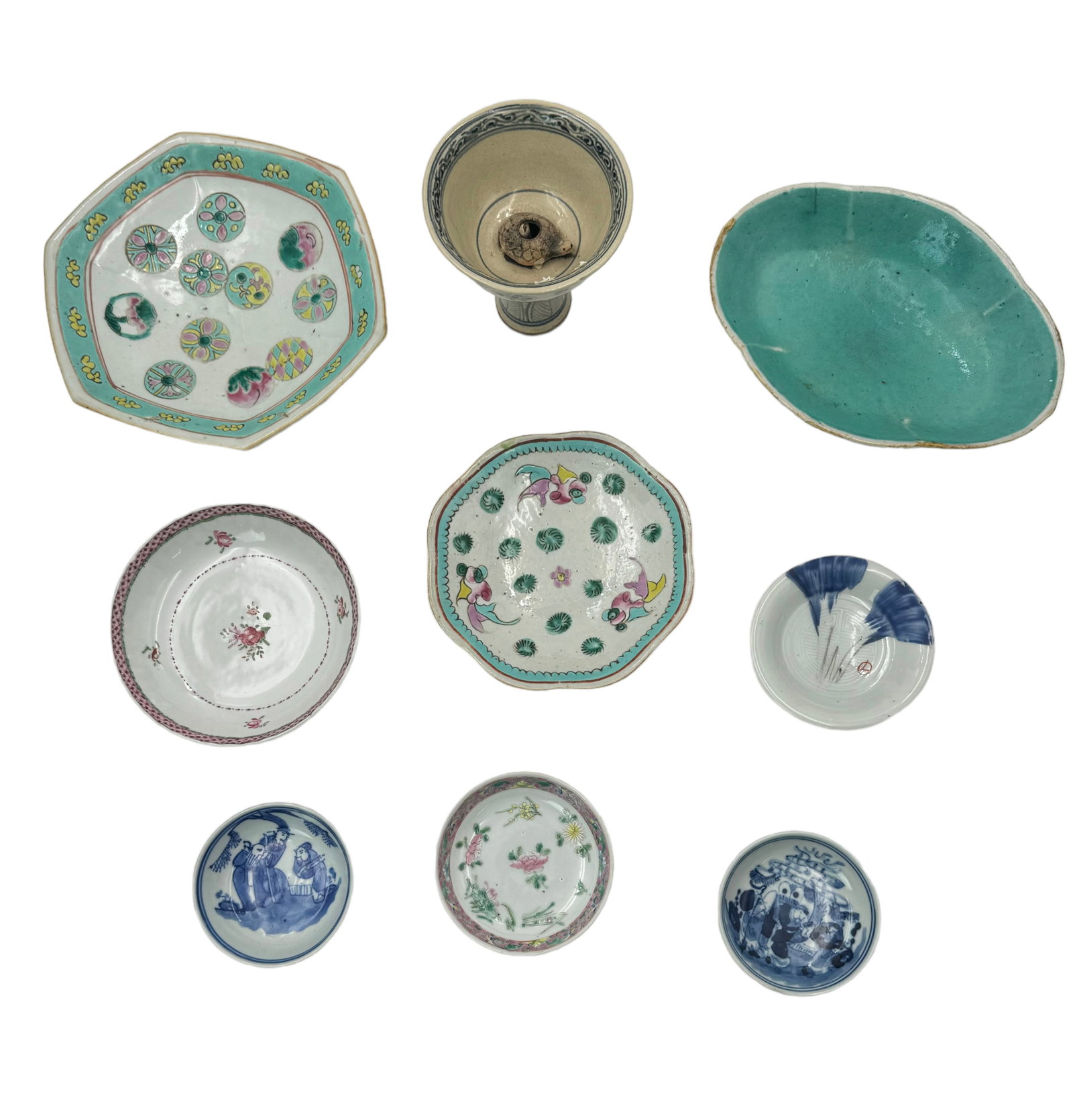 Lot of 9 Chinese Porcelain Articles. (1 of 3)