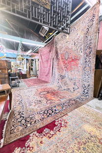 10' 8" x 20' 7" Persian Heriz Rug.: The Rug looks to be in Good Overall Condition. In-House Packing and Shipping is Available for this Rug. Please See our Website Regarding In-House Shipping Procedures.