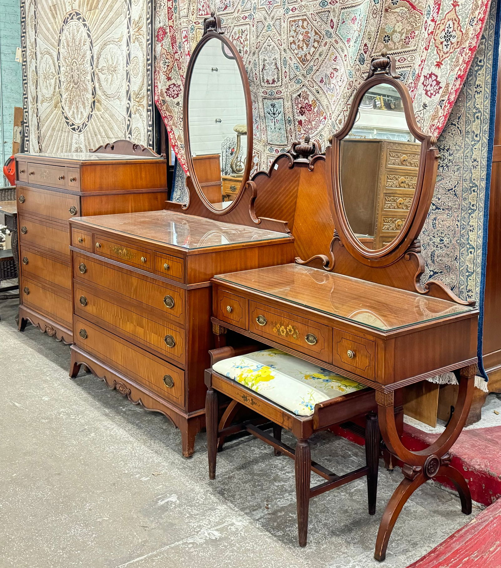 Five Piece French Style Bedroom Set. (1 of 1)