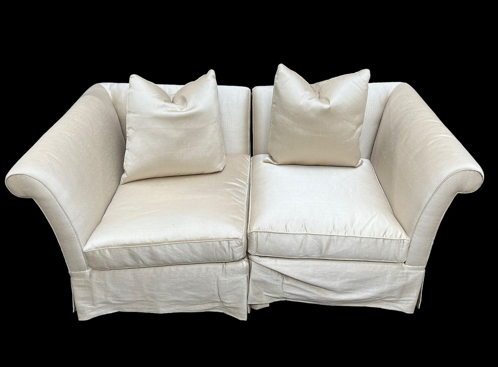 Pair of Upholstered Corner Chairs.: This is a pair of corner chairs that were possibly manufactured by Holly Hunt. They can be used separately, or pushed together to form a sofa. Both chairs could use a little cleaning. They each measur