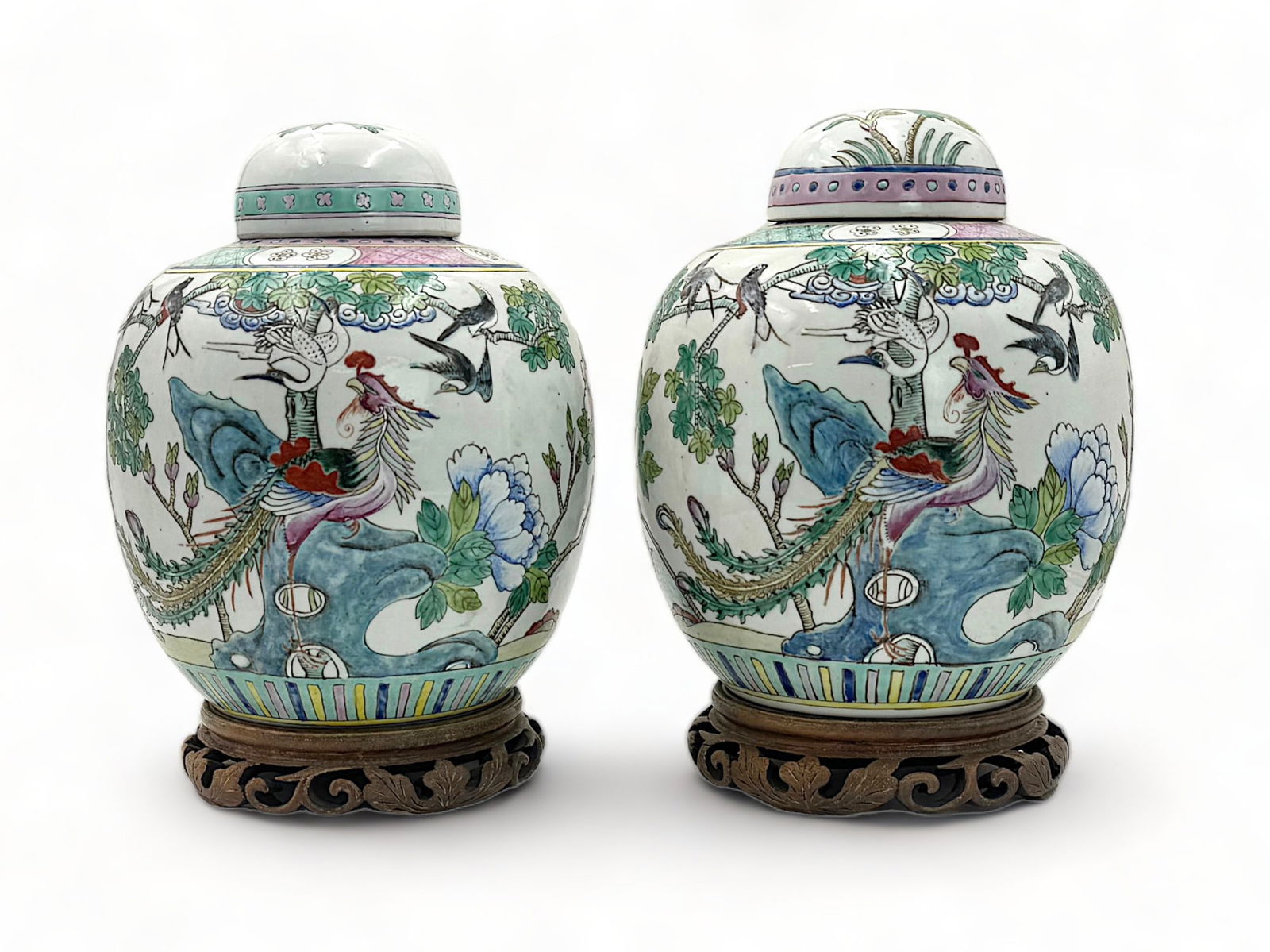 Pair of Chinese Porcelain Covered Ginger Jars. (1 of 5)