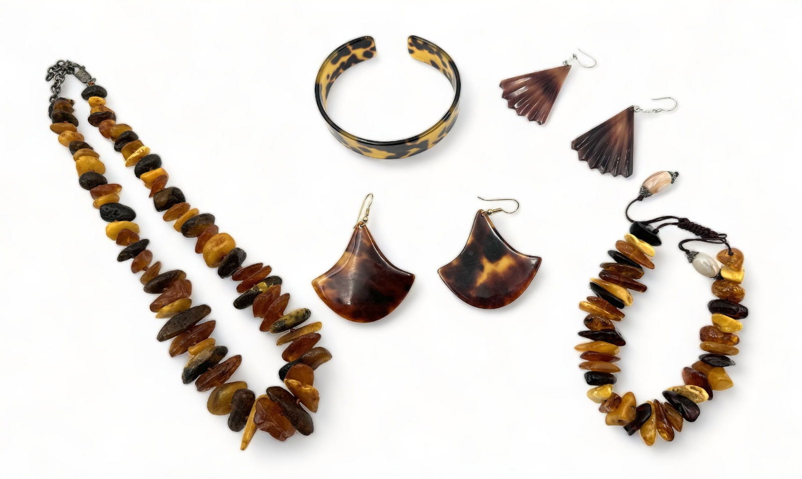 Lot of Amber & Other Assorted Jewelry. (1 of 1)
