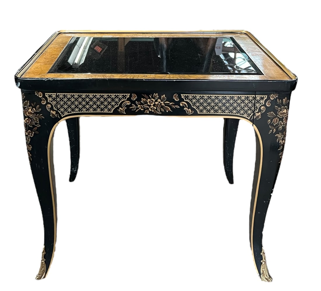 Drexel Heritage Et Cetera Chinoiserie End Table. (1 of 3)
