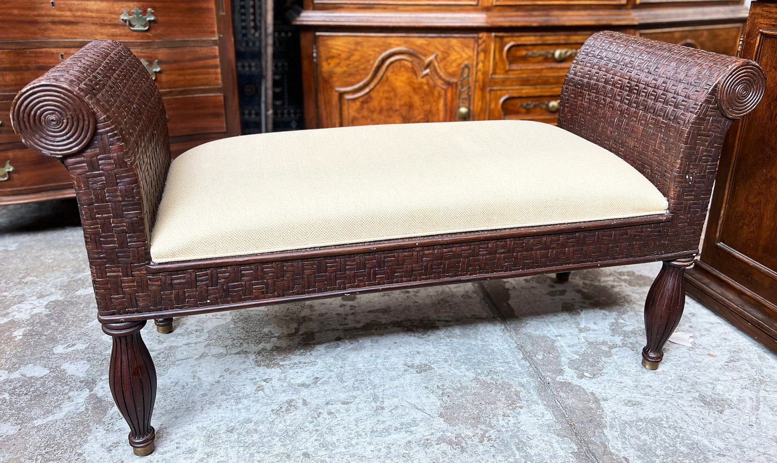 Ethan Allen Plantation Style Bench. (1 of 1)