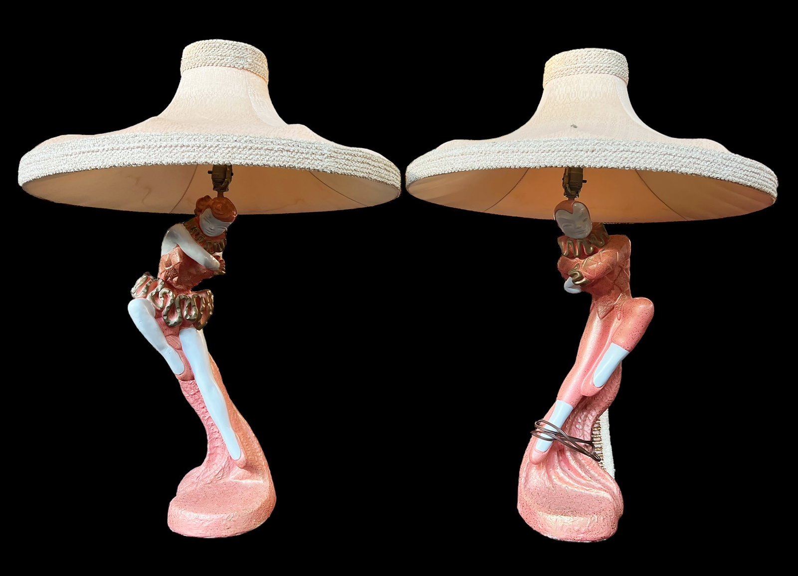 Pair of Mid Century Modern Figural Dancer Lamps. (1 of 4)