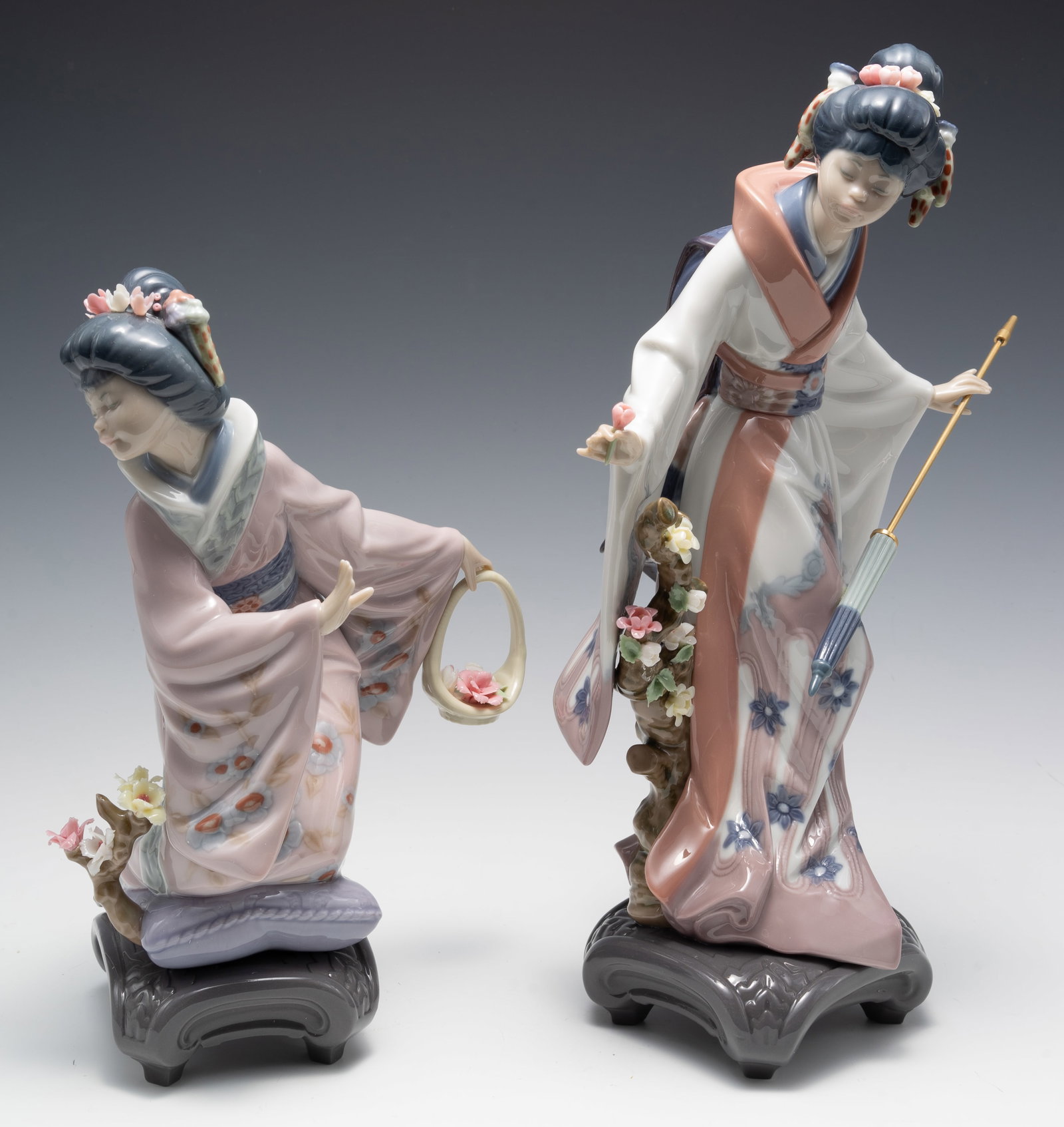 Lot of 2 Lladro Japanese Women - Teruko & Michiko. (1 of 10)