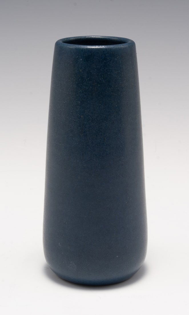 Marblehead Pottery Blue Matte Bud Vase. (1 of 3)