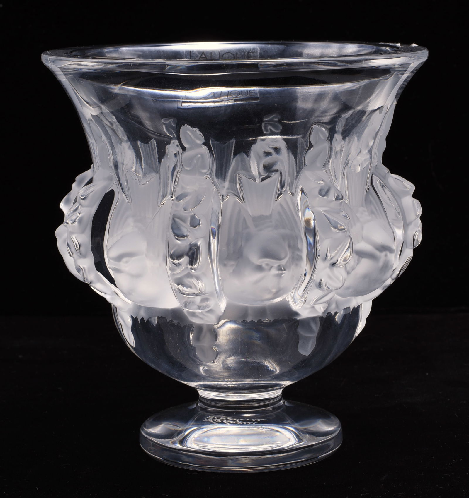 Lalique Crystal "Dampierre" Pedestal Vase. (1 of 2)