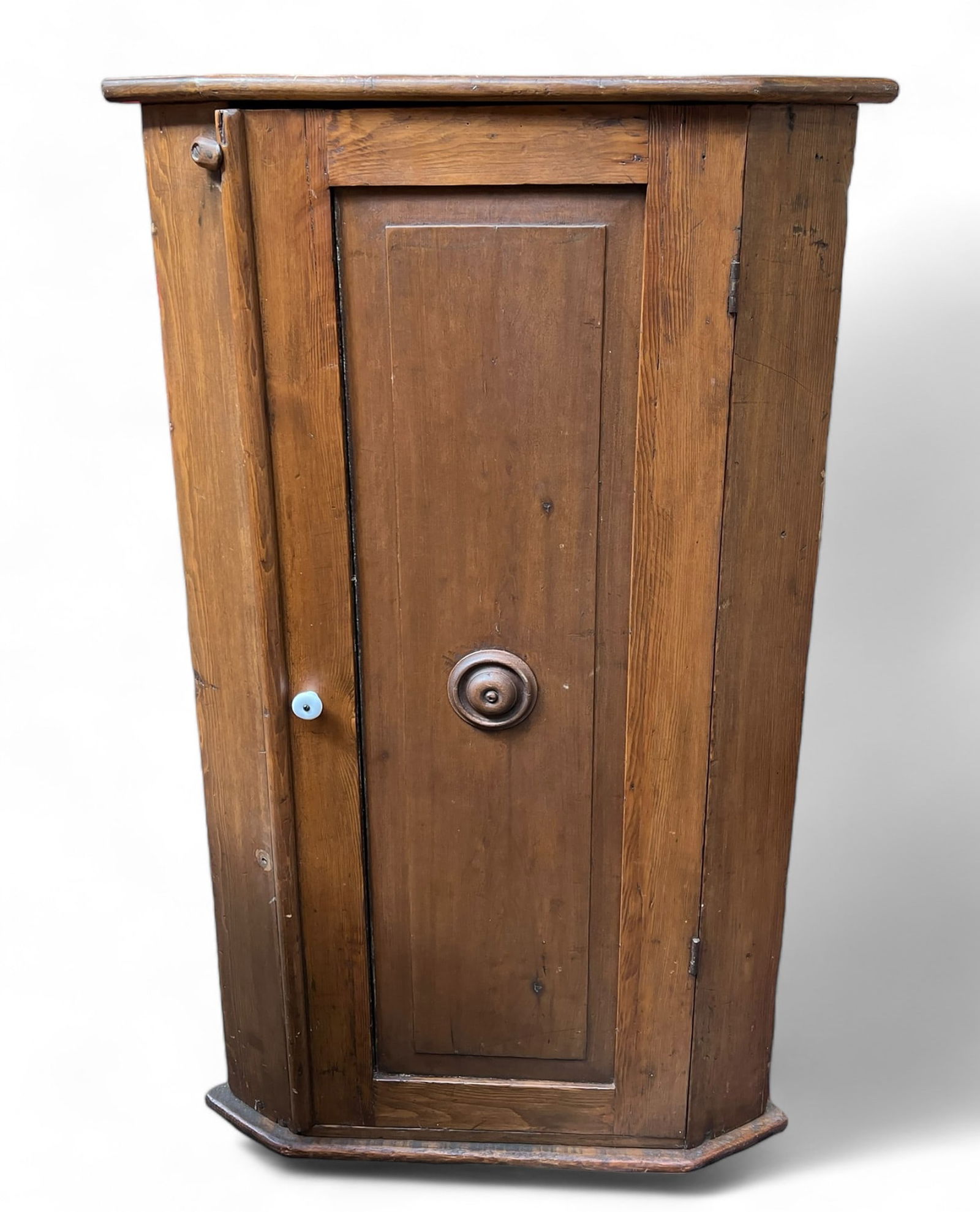 4' Tall Antique Pine Corner Cabinet. (1 of 4)