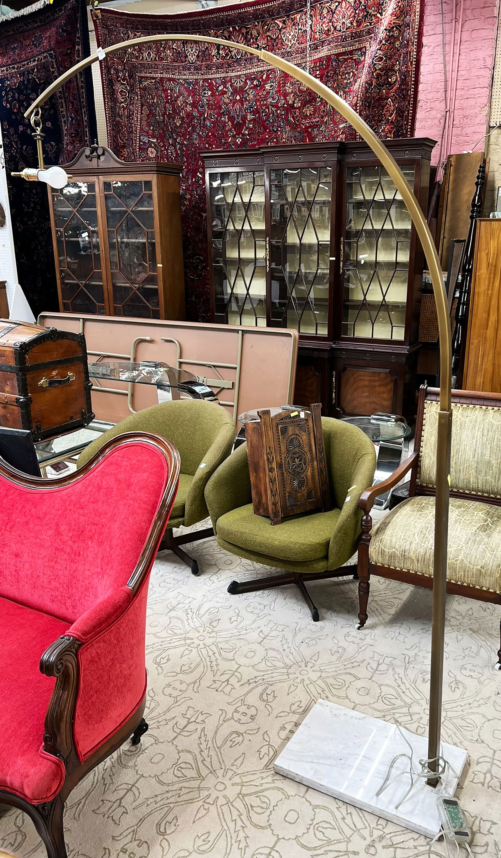 Mid Century Modern Floor Arc Lamp. (1 of 1)