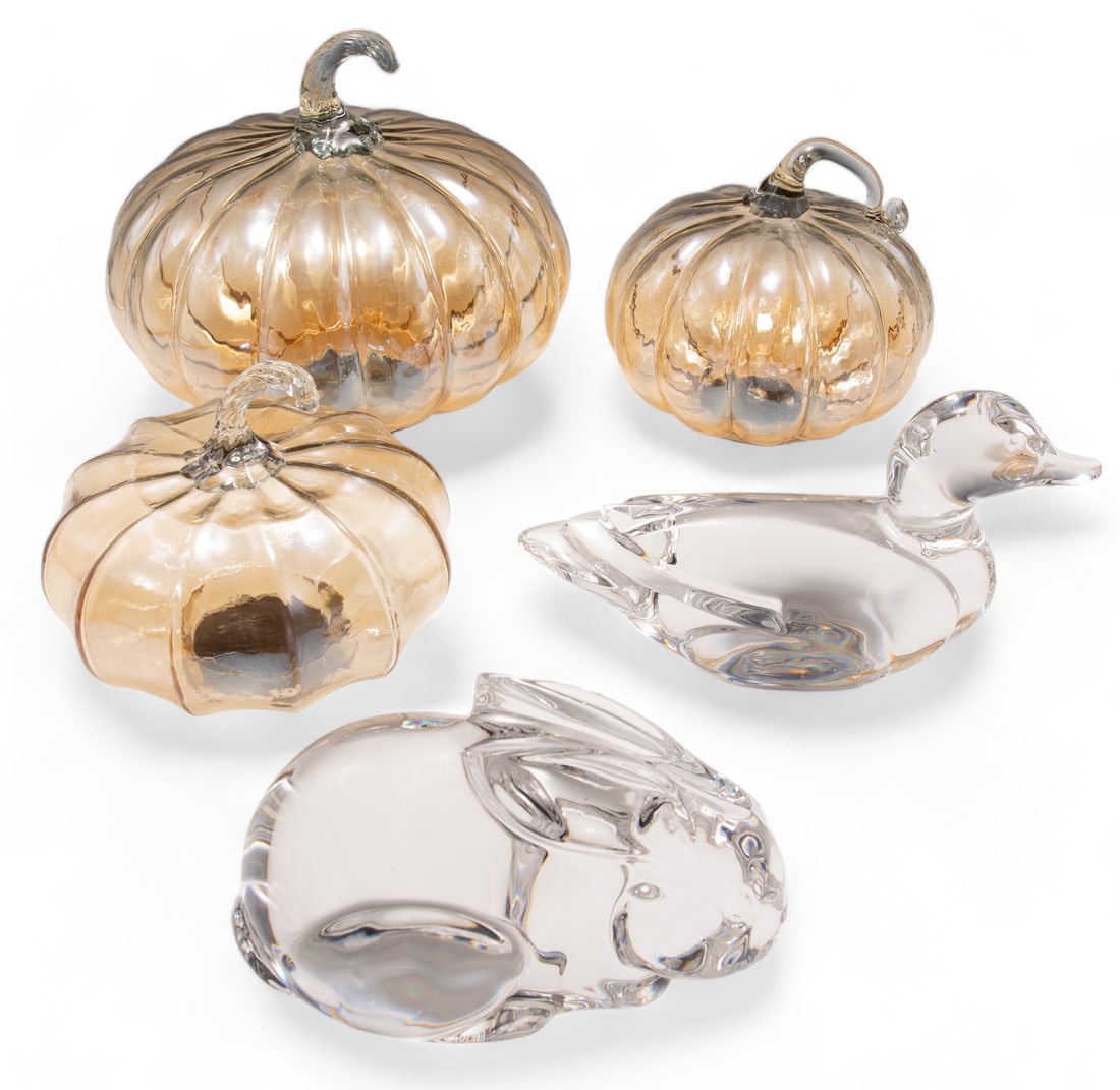 Lot: Val St. Lambert Figures & Glass Pumpkins (1 of 6)