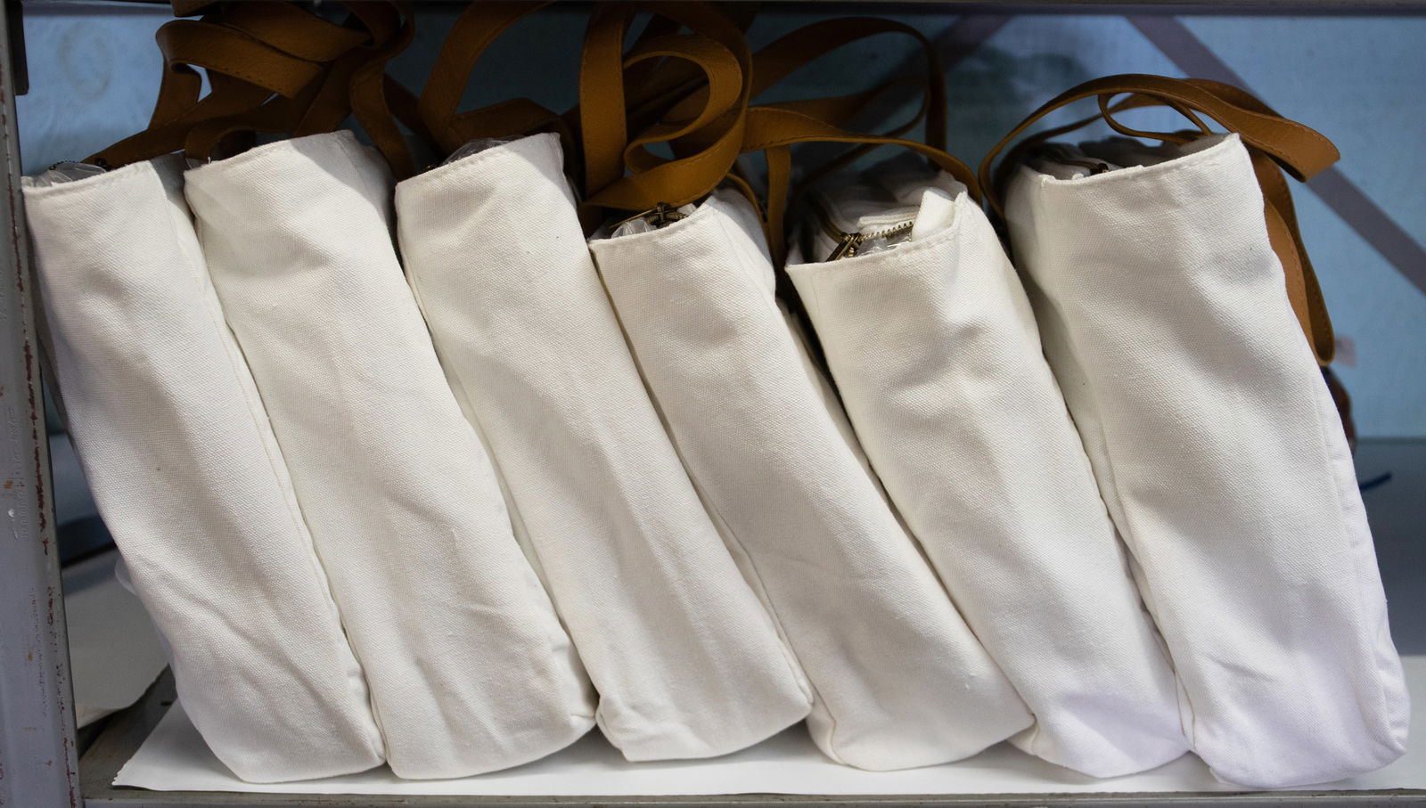 Lot of 6 Cozy Earth Driftwood Sheet Sets - Full. (1 of 2)