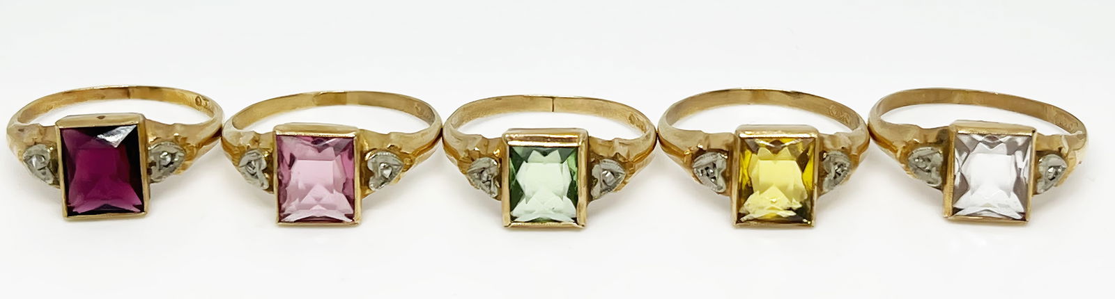 Lot of Five 10K Gold Rings w/ Multicolored Stones. (1 of 2)