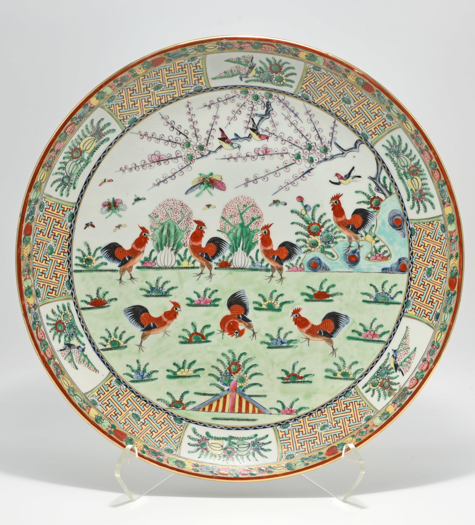 Large Chinese Charger w/ Rooster Designs.: The Charger looks to be in good overall condition, with just a bit of wear to one edge. It is marked "hand decorated in Hong Kong". It measures 16" in diameter. In-House Shipping is Available. Please 