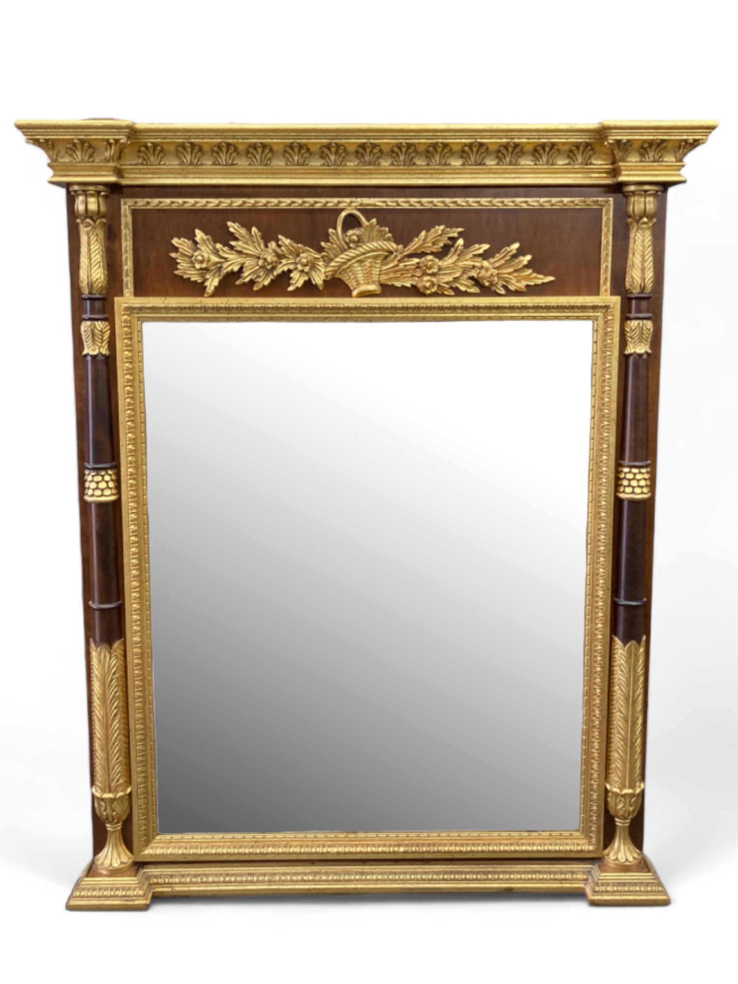 La Barge Carved French Style Mirror. (1 of 2)