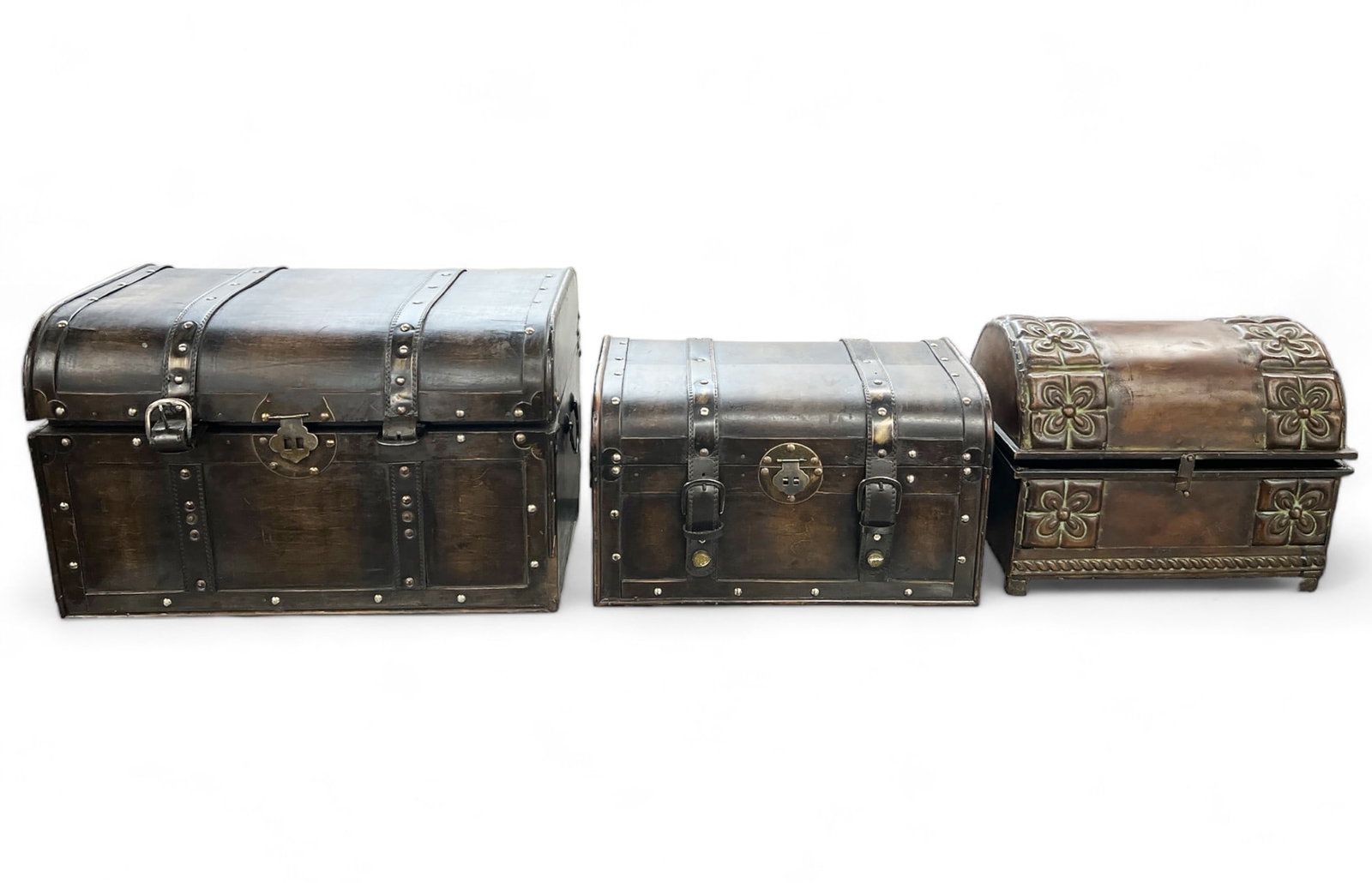 Lot of 3 Tabletop Trunks w/ VHS Tapes. (1 of 3)