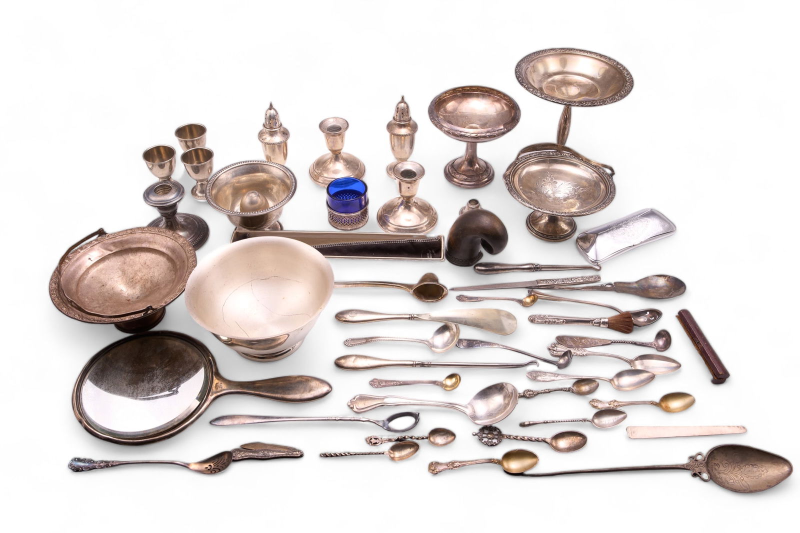 Lot of Assorted Silver & Silverplated Items. (1 of 3)