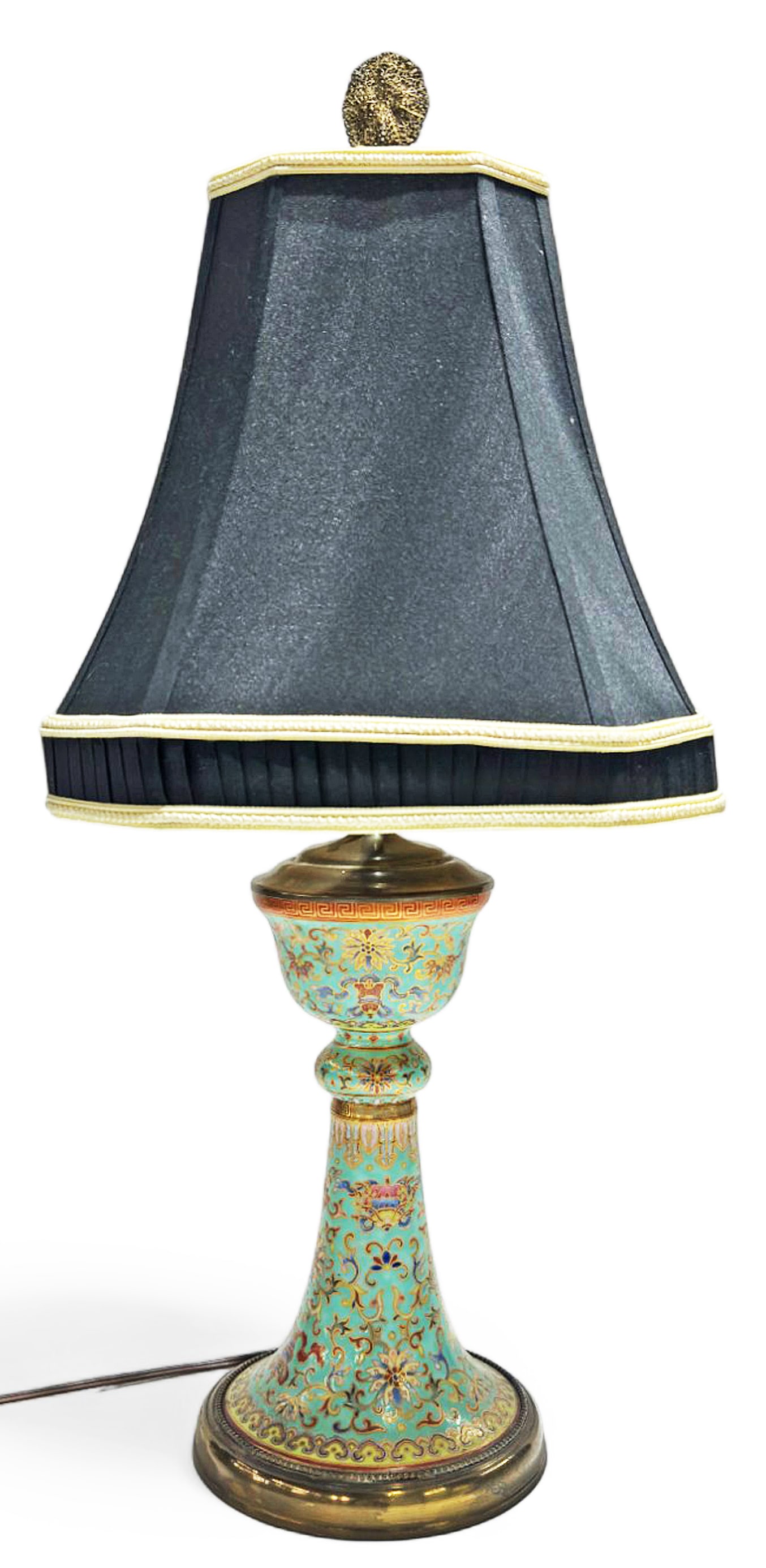 Fine Chinese Painted Porcelain Lamp. (1 of 2)