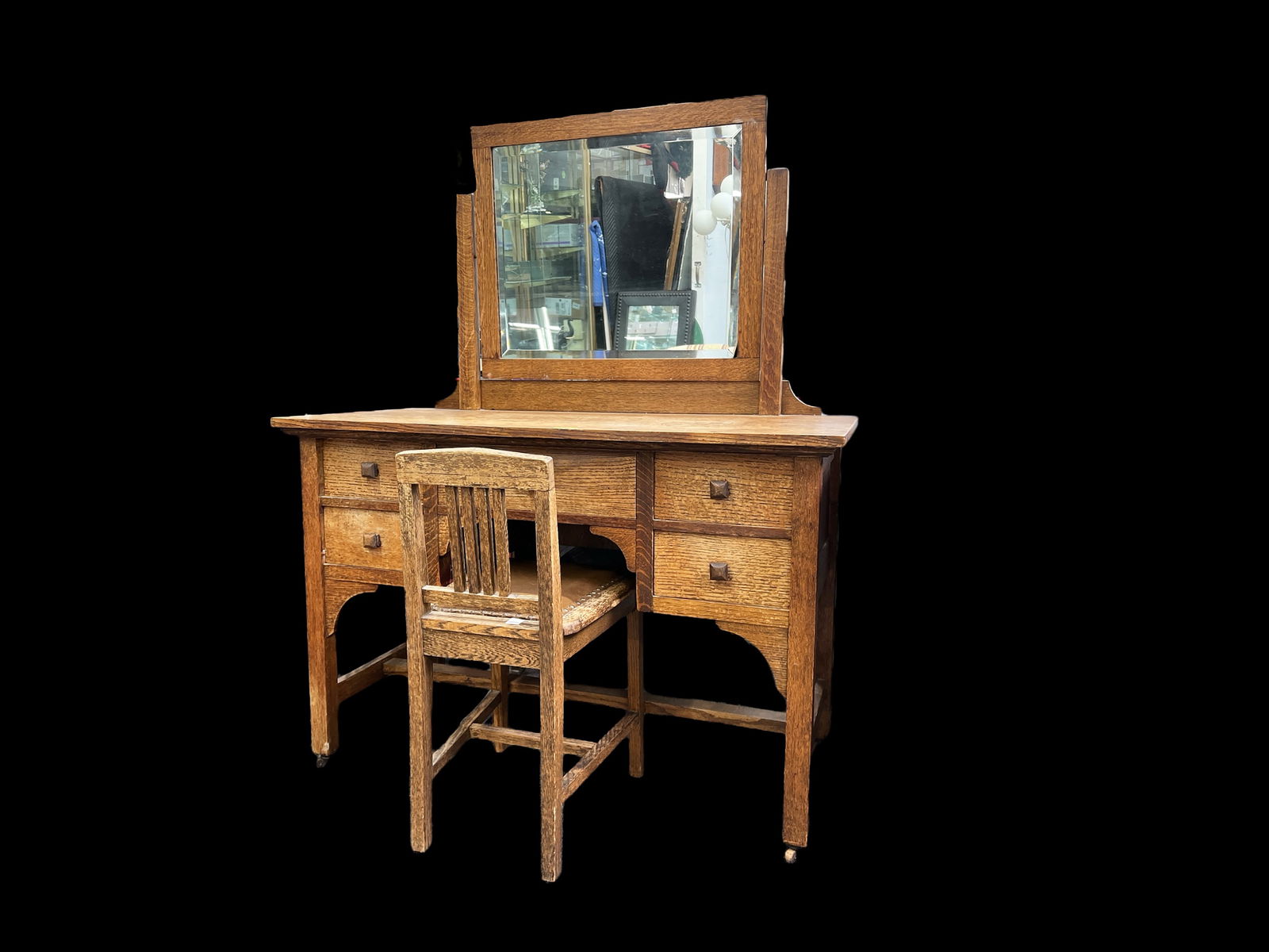 Arts & Crafts Oak Vanity and Chair. (1 of 3)
