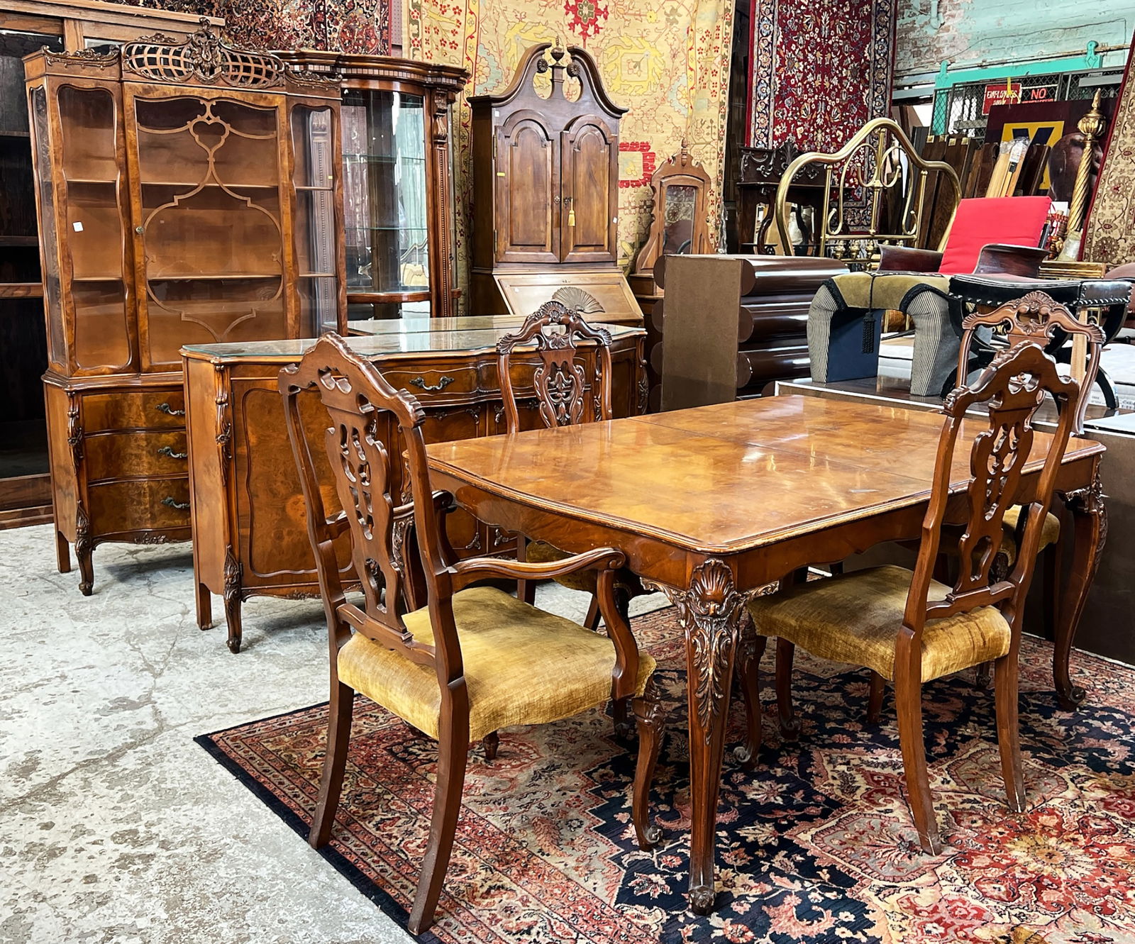 Romweber French Carved Burled Walnut Dining Set. (1 of 6)