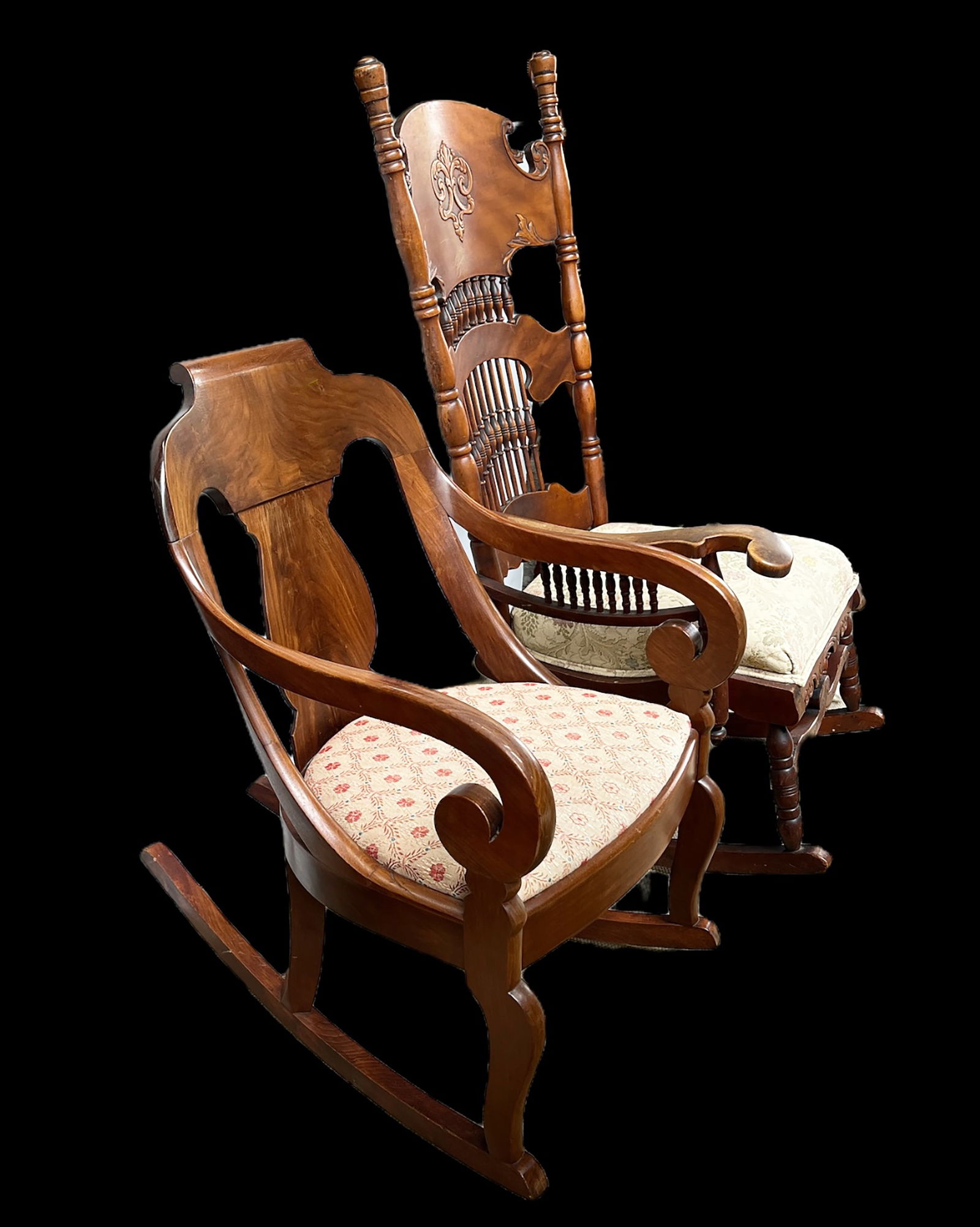 Lot of Two Vintage Wood Rocking Chairs. (1 of 2)