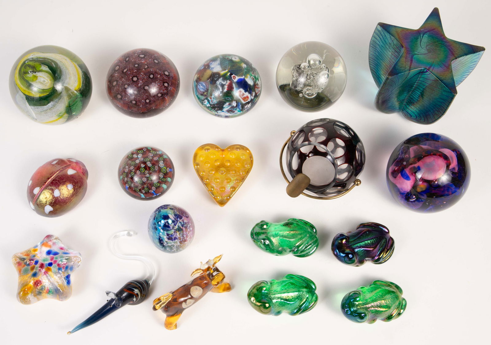 Lot of Art Glass Paperweight and Figures. (1 of 13)