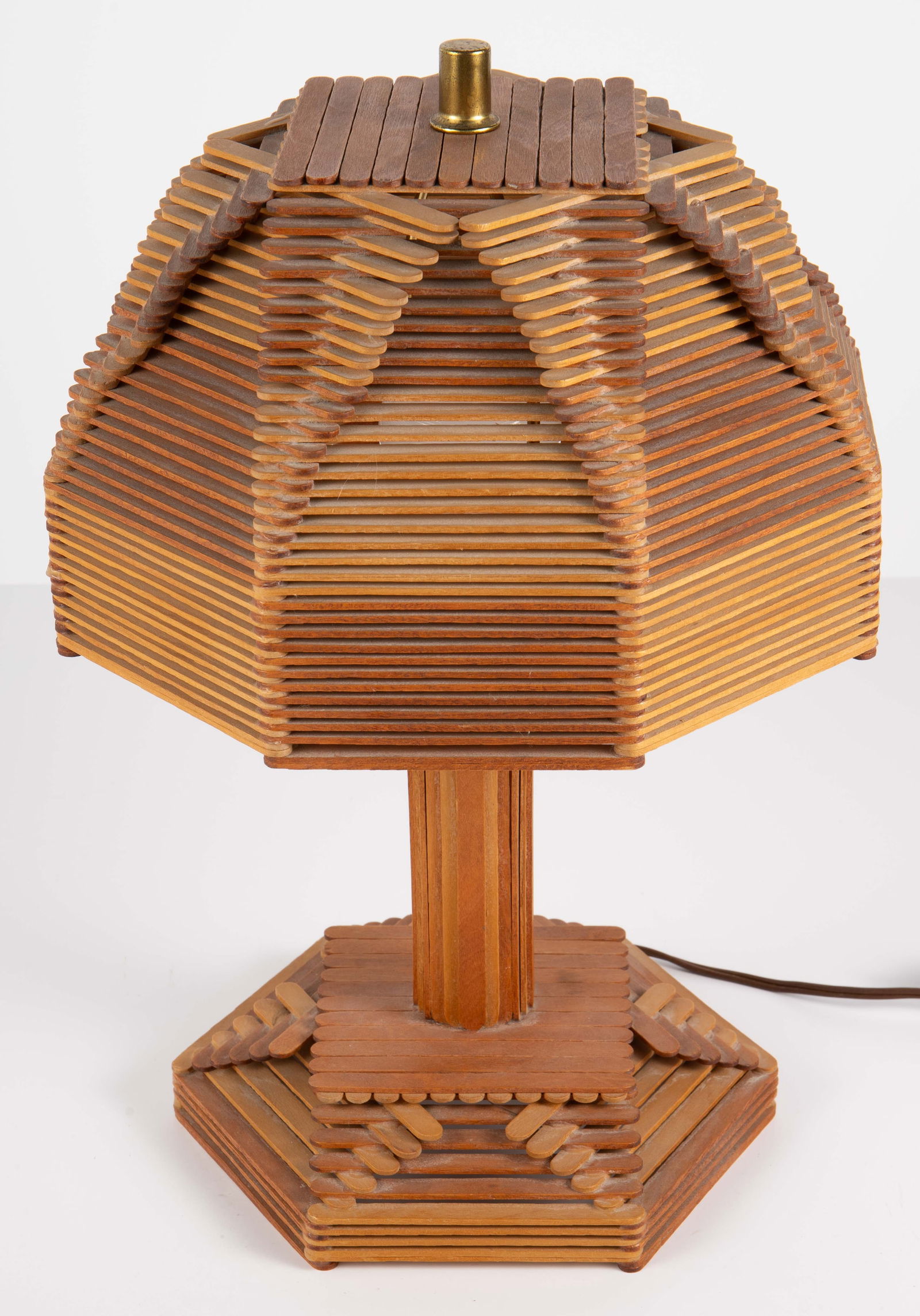 Folk or Tramp Art Popsicle Stick Table Lamp. (1 of 5)