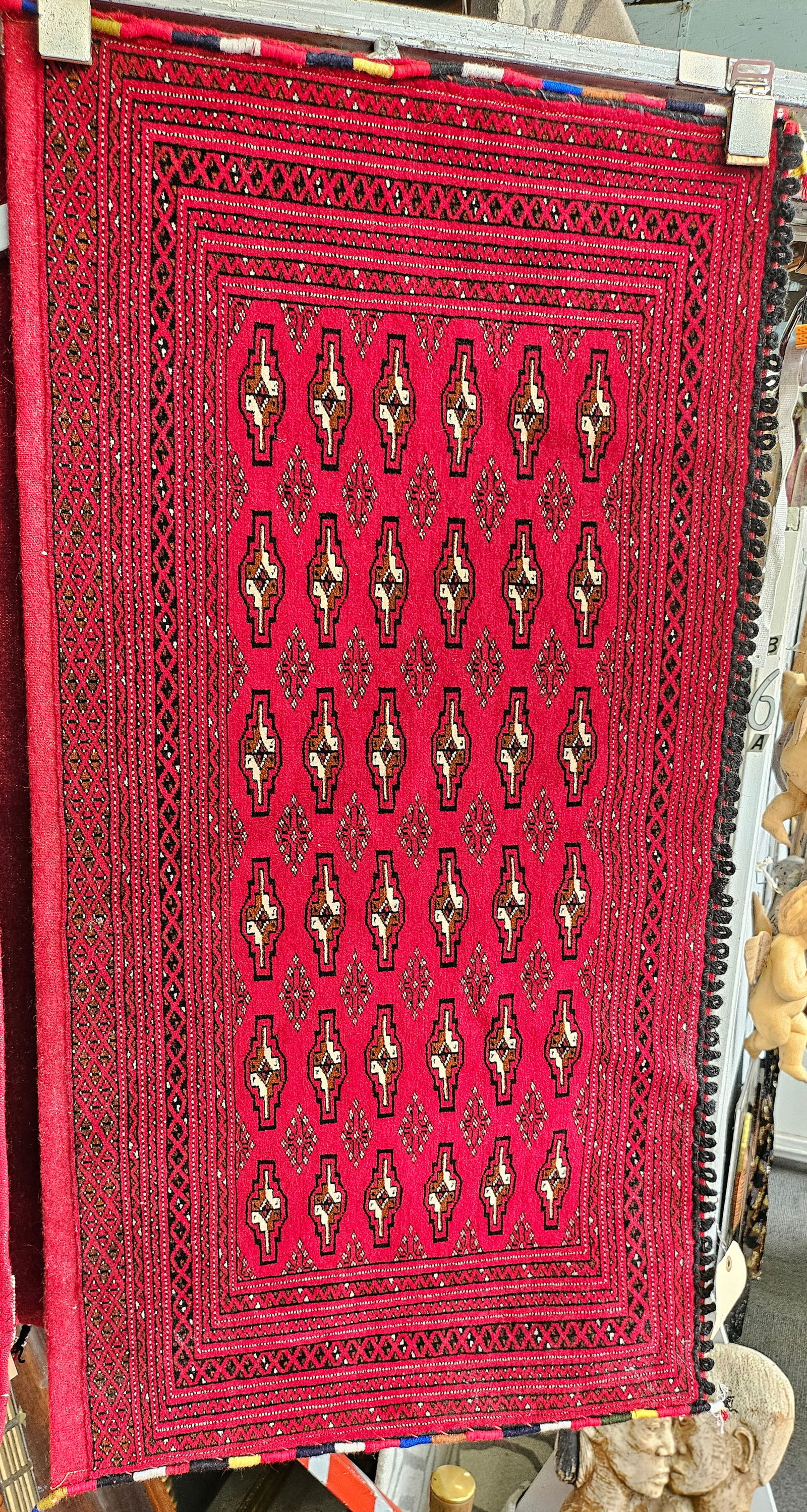 2' x 3' 8" Red Turkoman Style Bag.: The zippered bag looks to be in good overall condition. In-house shipping is available for this bag. Please see our website for in-house shipping procedures.