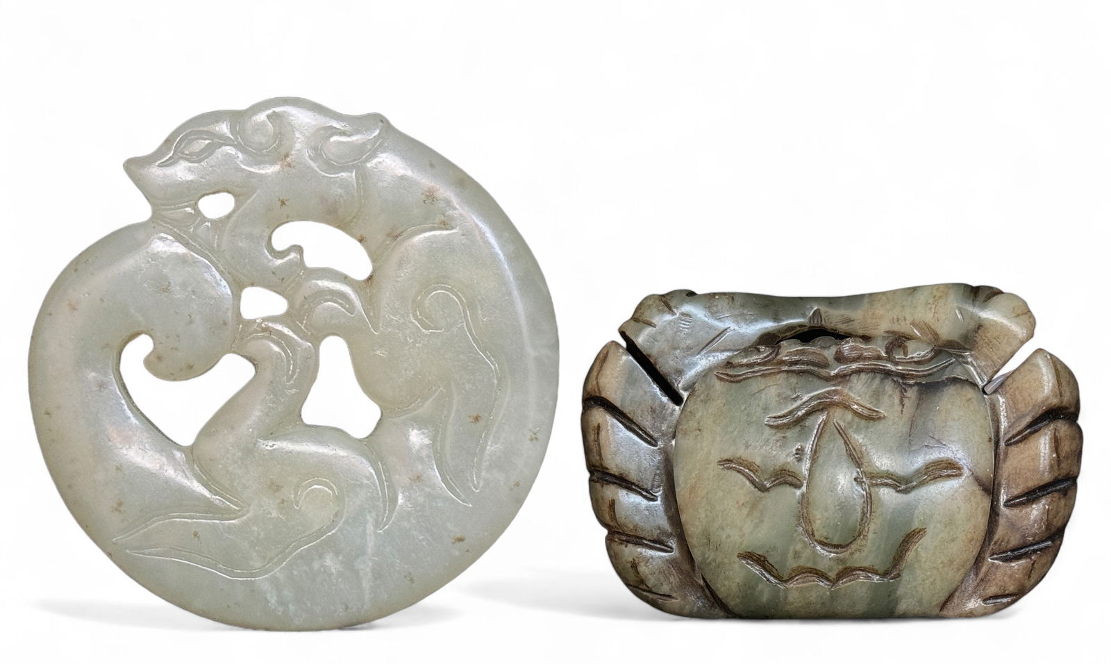 Lot of 2 Chinese Carved Jade Items. (1 of 2)