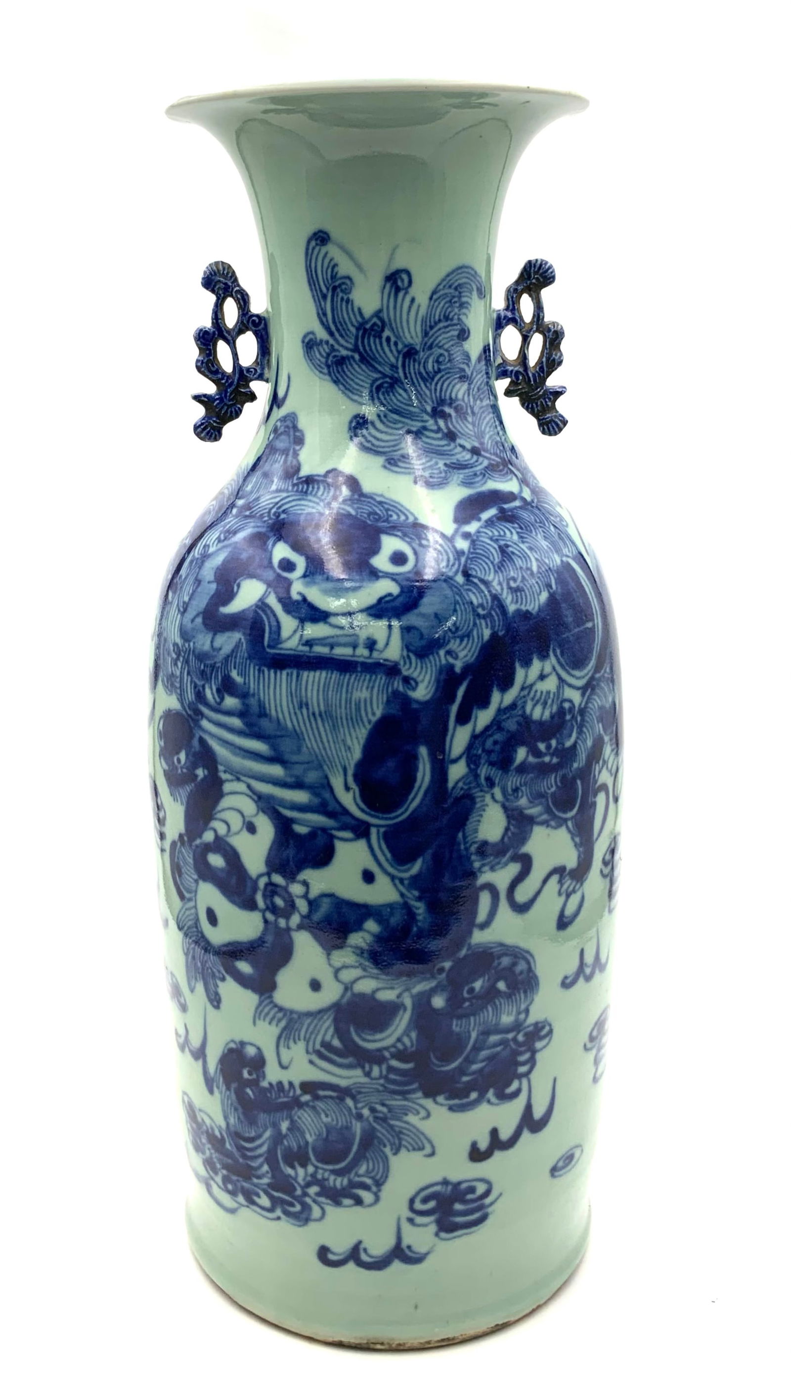 Large Old Blue & White Chinese Vase. (1 of 6)