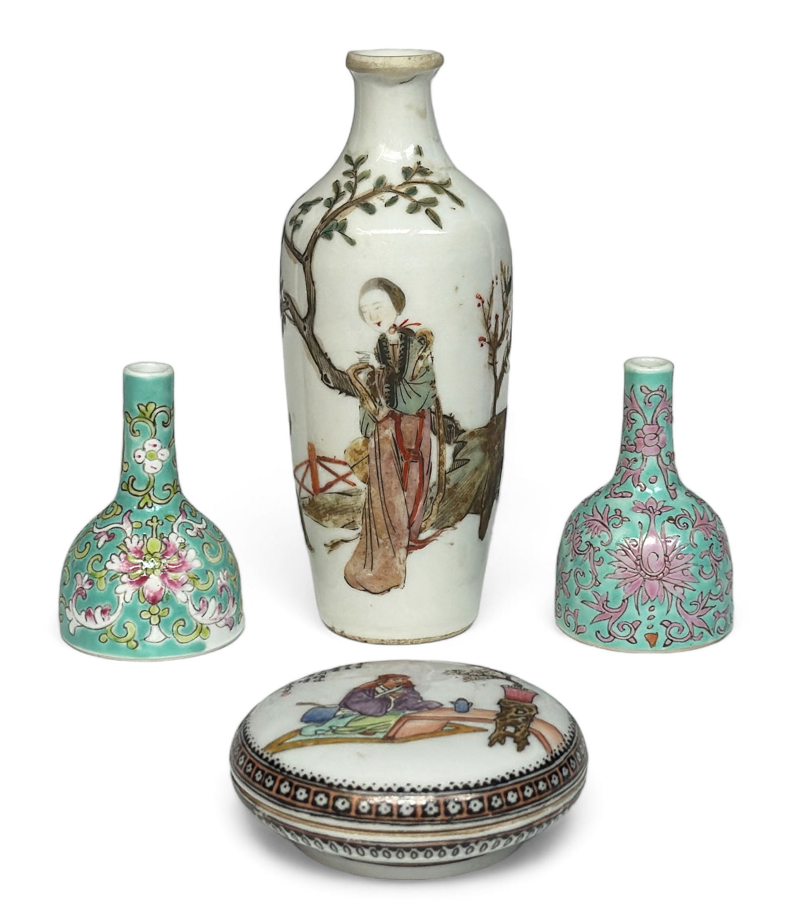 Lot of 4 Small Old Chinese Porcelain Articles. (1 of 6)