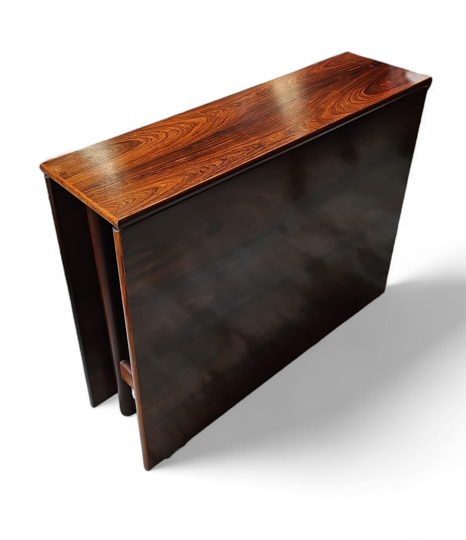 Mid-Century Modern Rosewood Dropleaf Table. (1 of 3)