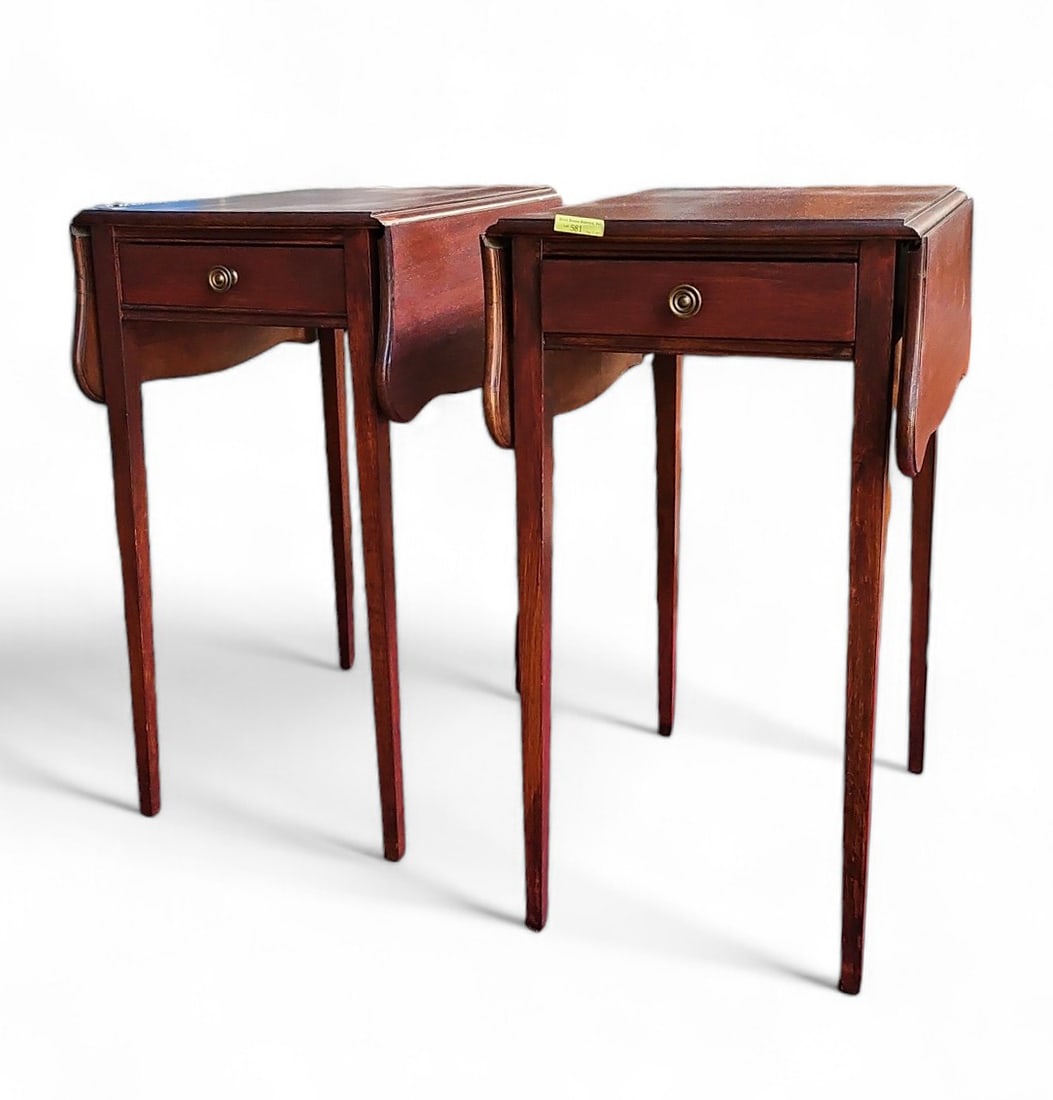 Pair of Mahogany Pembroke Dropleaf Tables. (1 of 3)