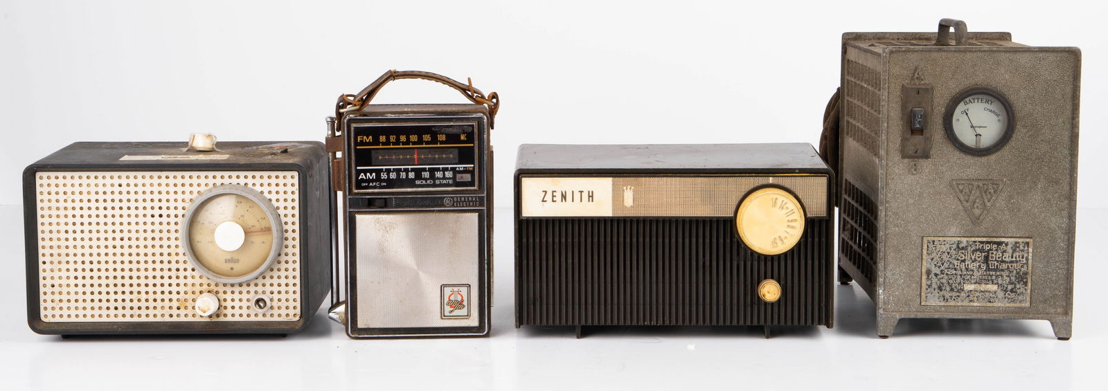 Lot of 3 Vintage Radios & More- Zenith, GE, Braun. (1 of 13)
