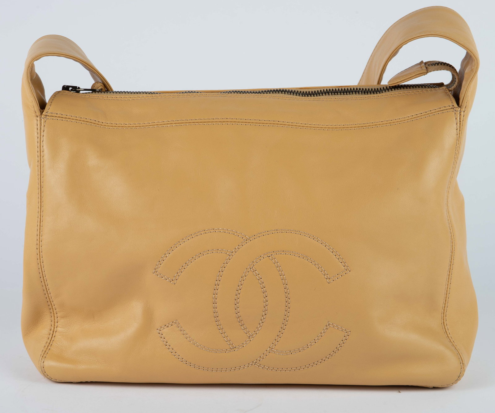 Chanel Leather Shoulder Bag w/ Authenticity Card. (1 of 8)