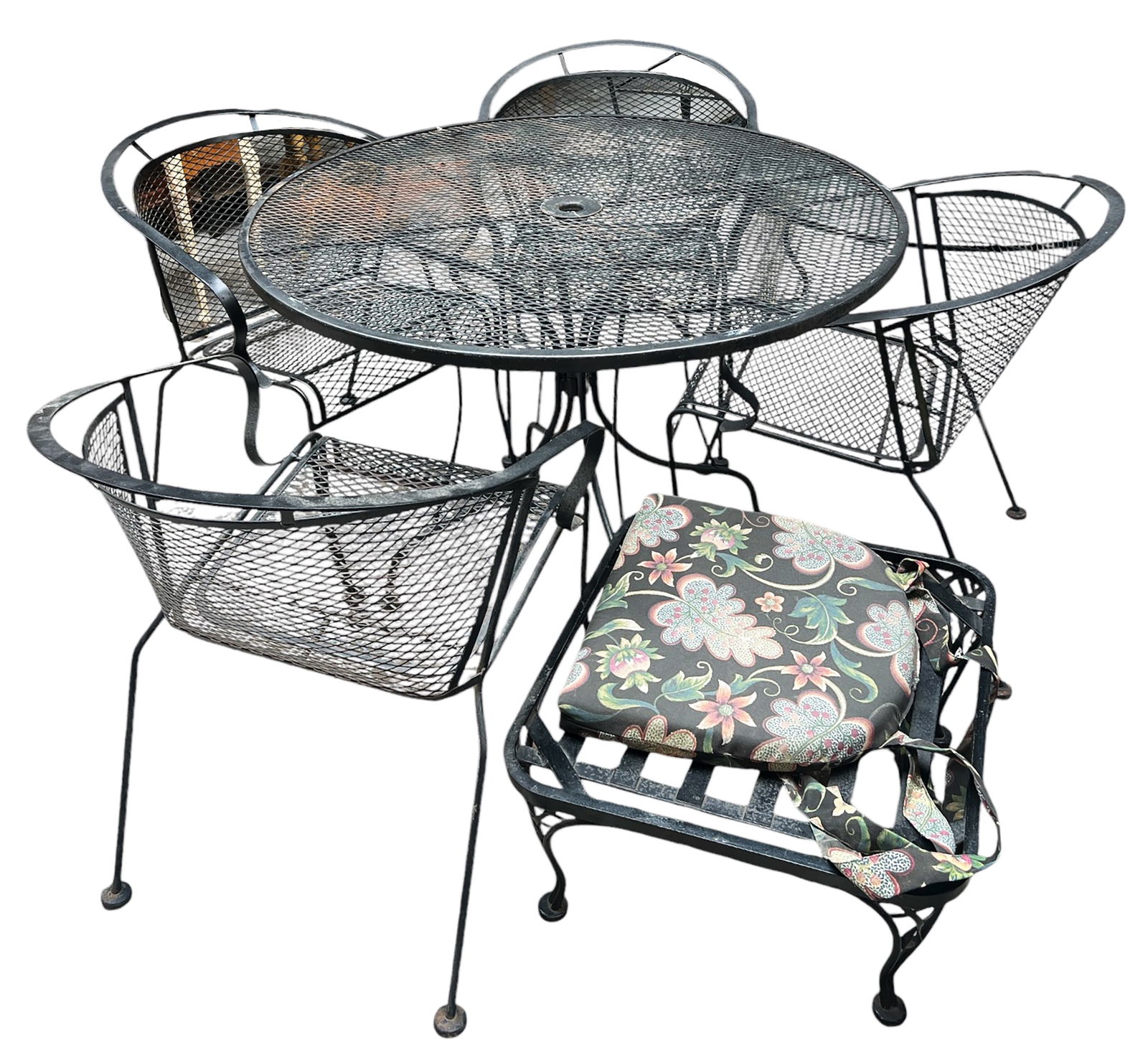 Woodard Six Piece Patio Set. (1 of 2)